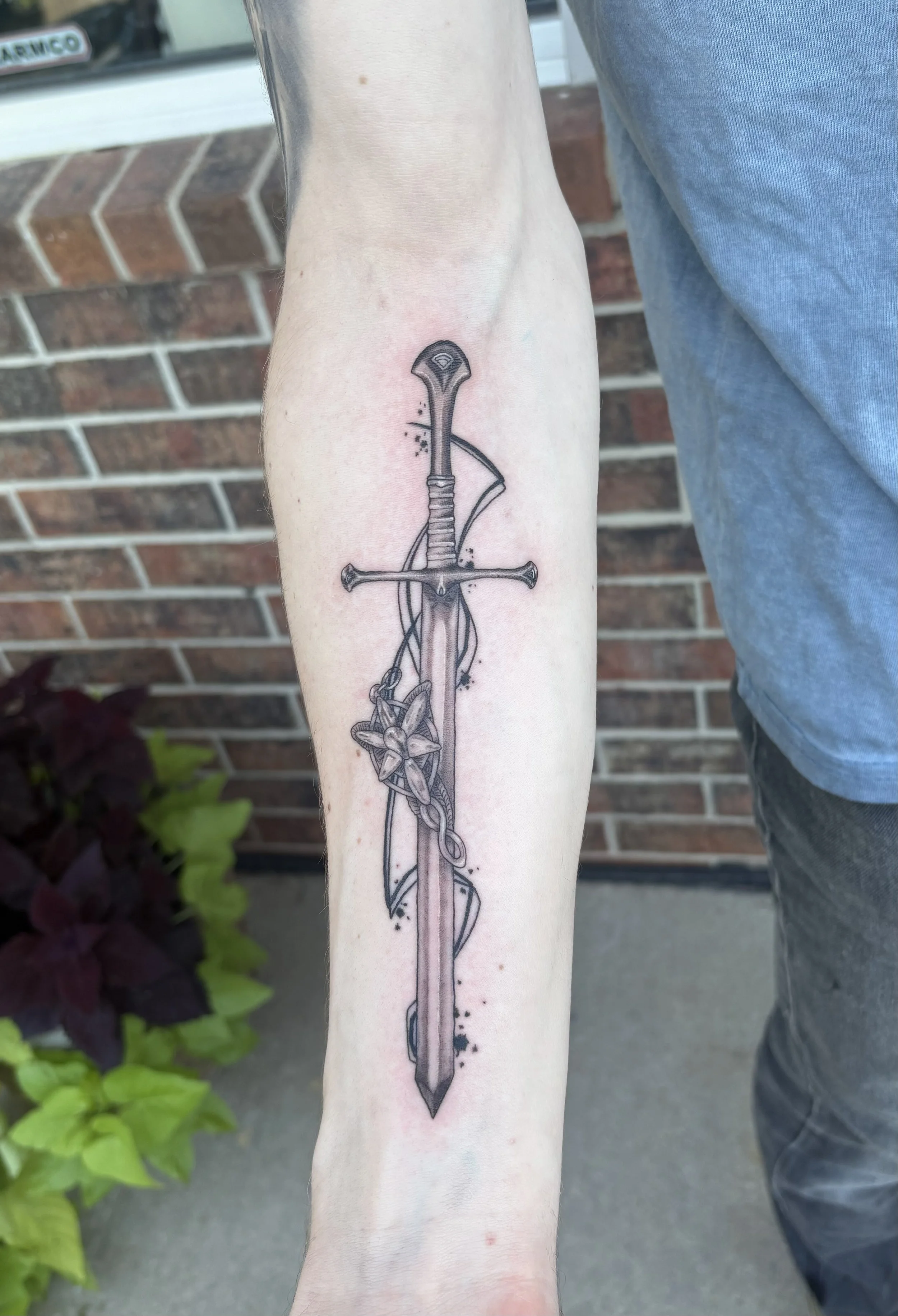 LOTR Sword 