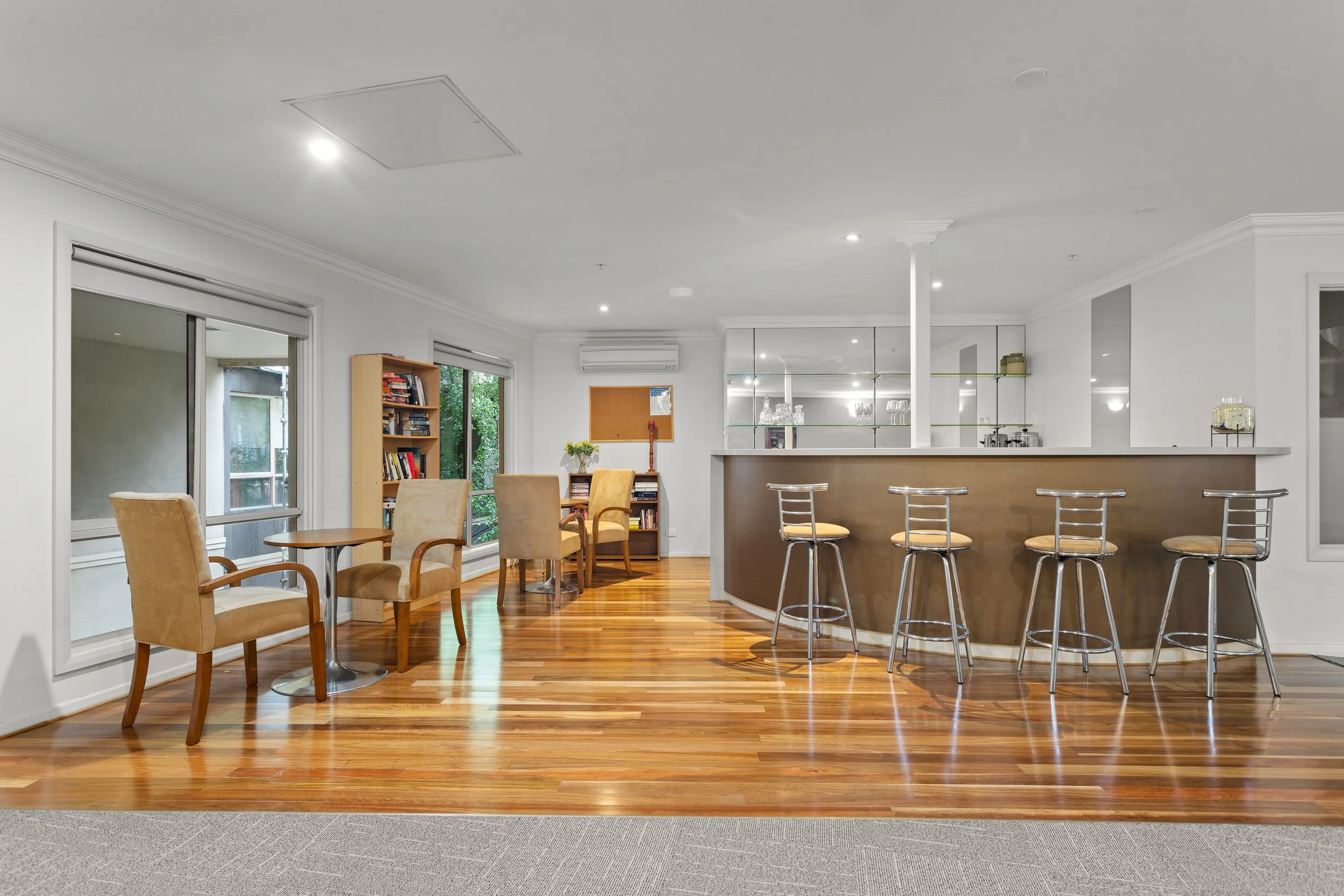 1-123 Main Road Lower Plenty-12.jpg