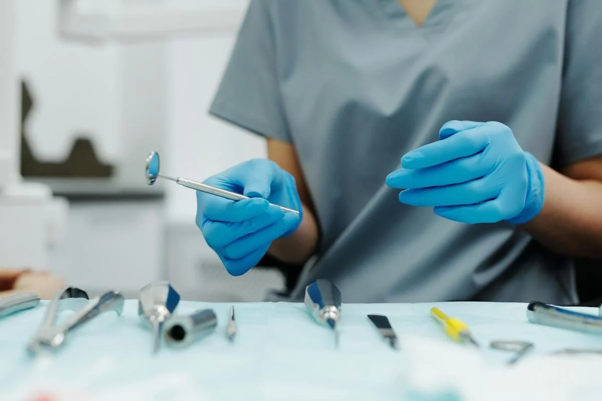 Surgical-Dentistry.jpg