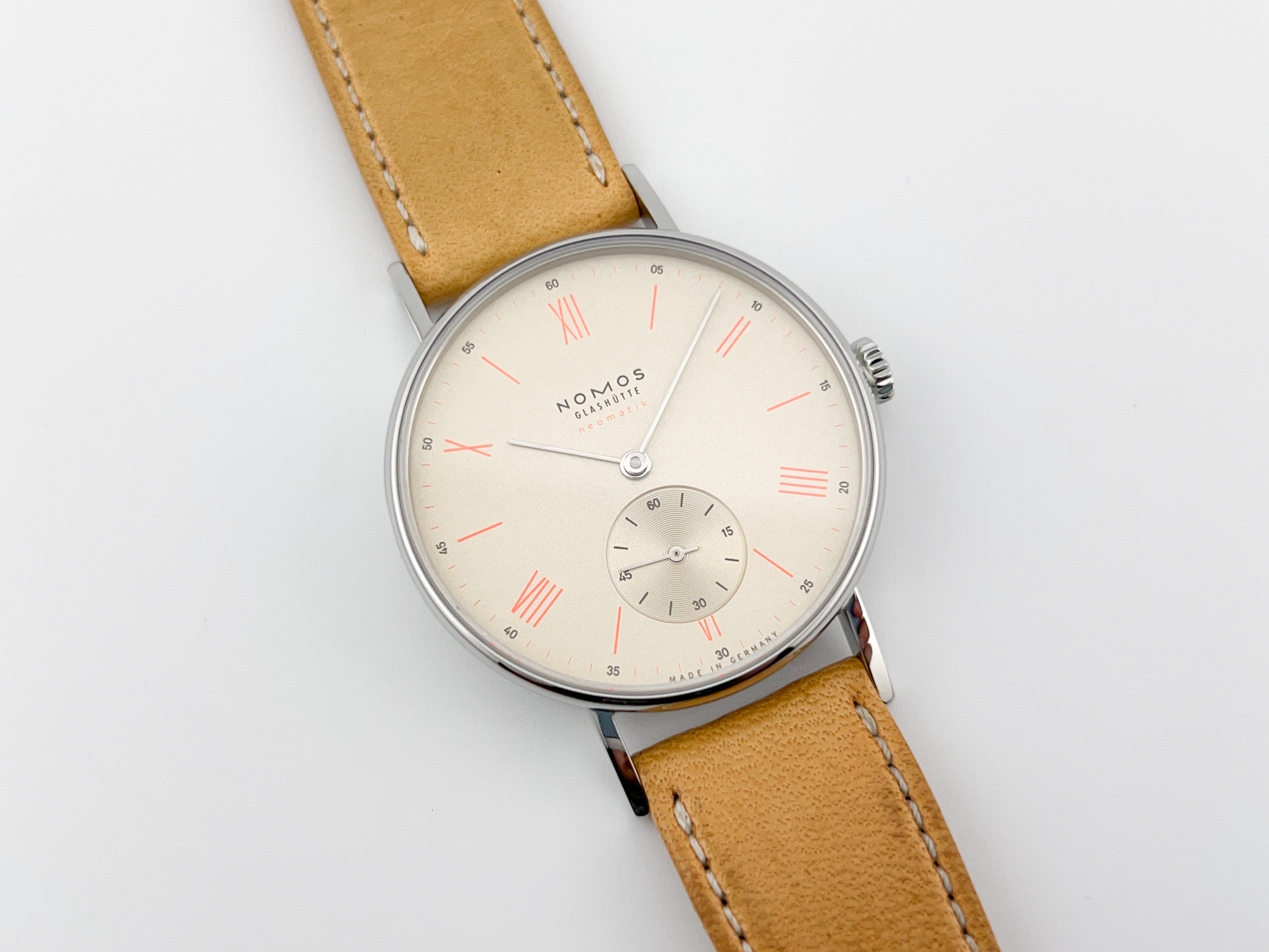 Nomos2.png