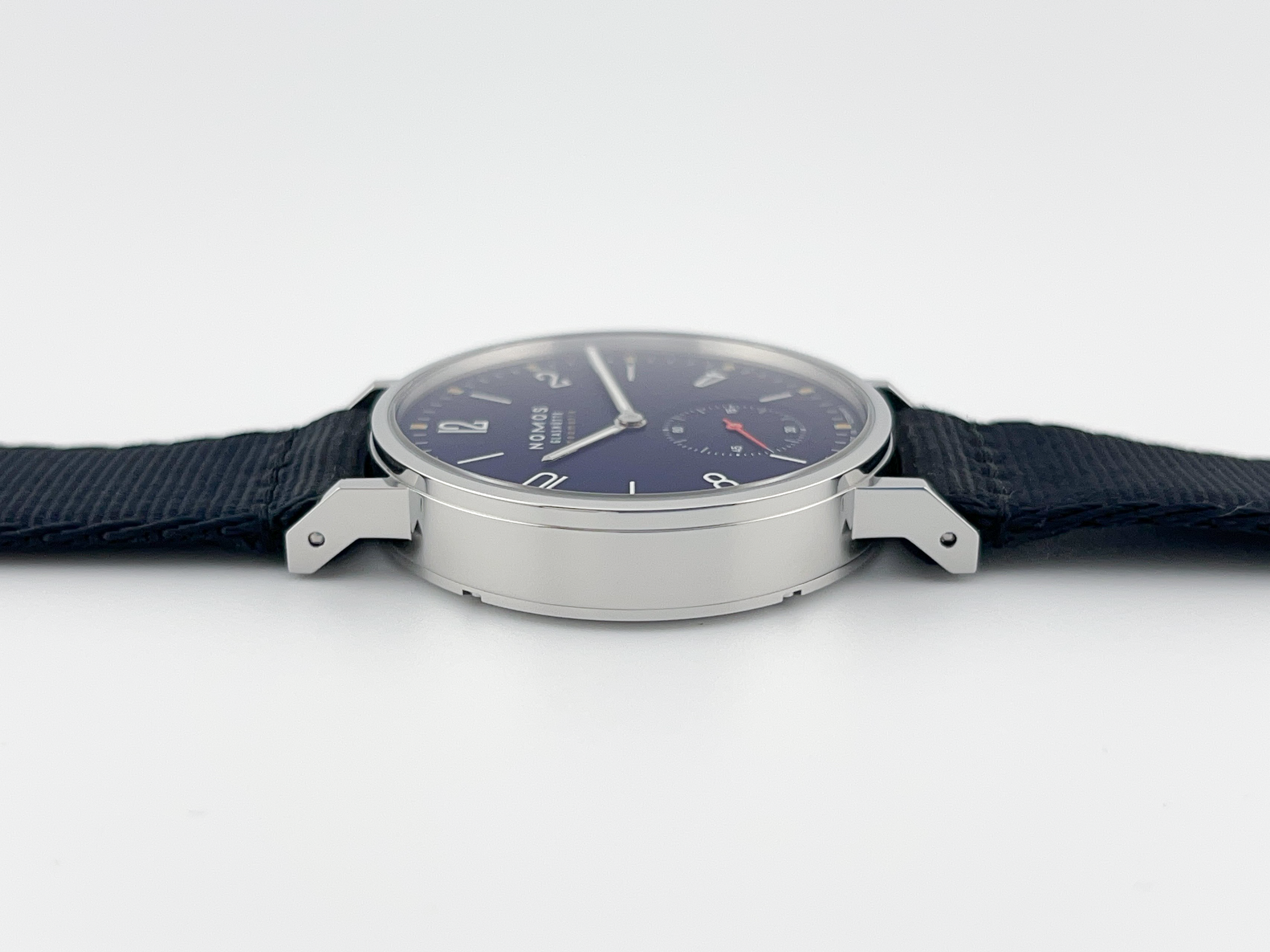 Nomos5.png