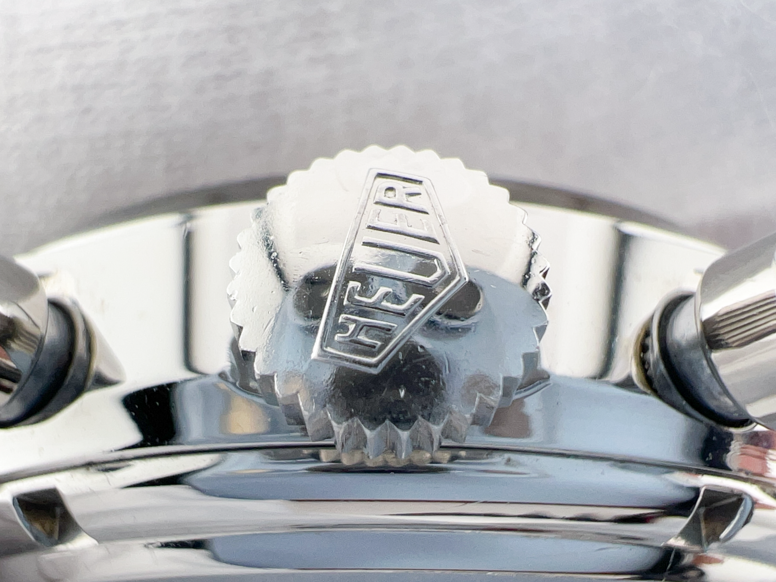 Heuer33.png