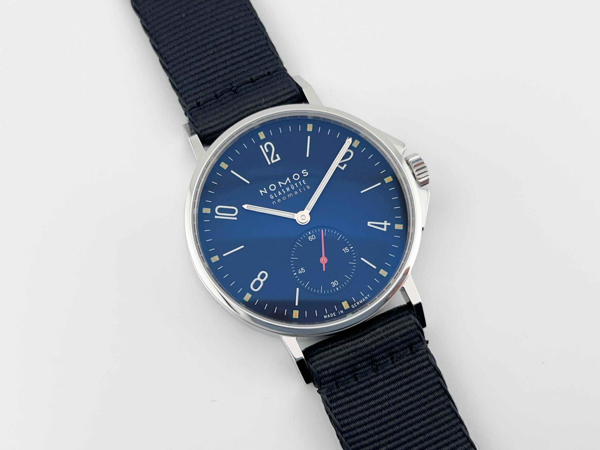 Nomos2.png