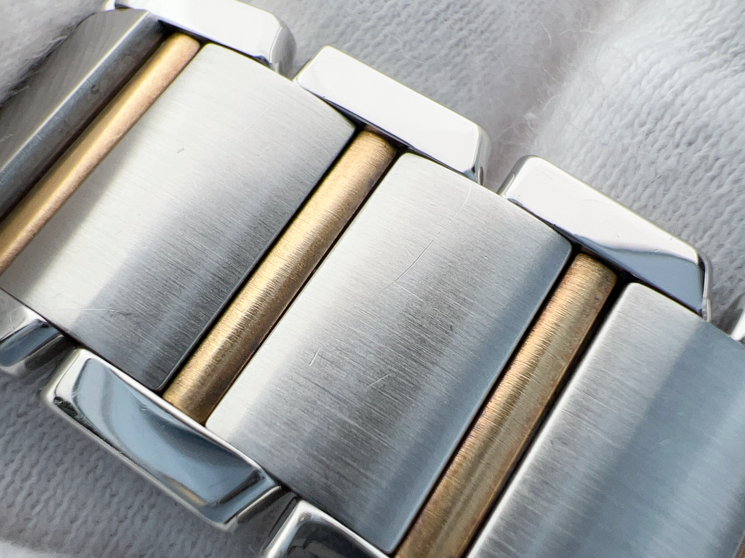 Cartier30.png