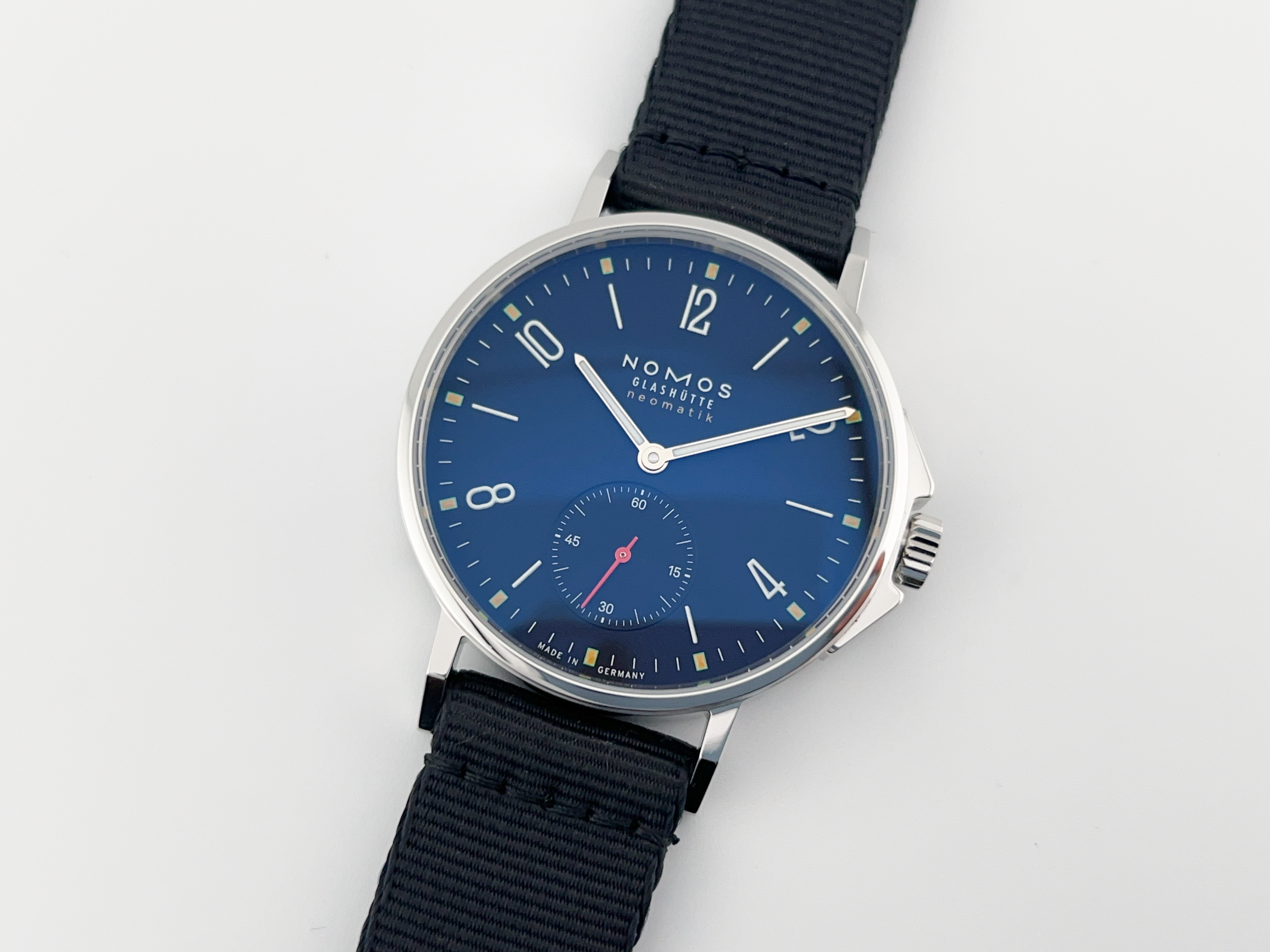 Nomos3.png