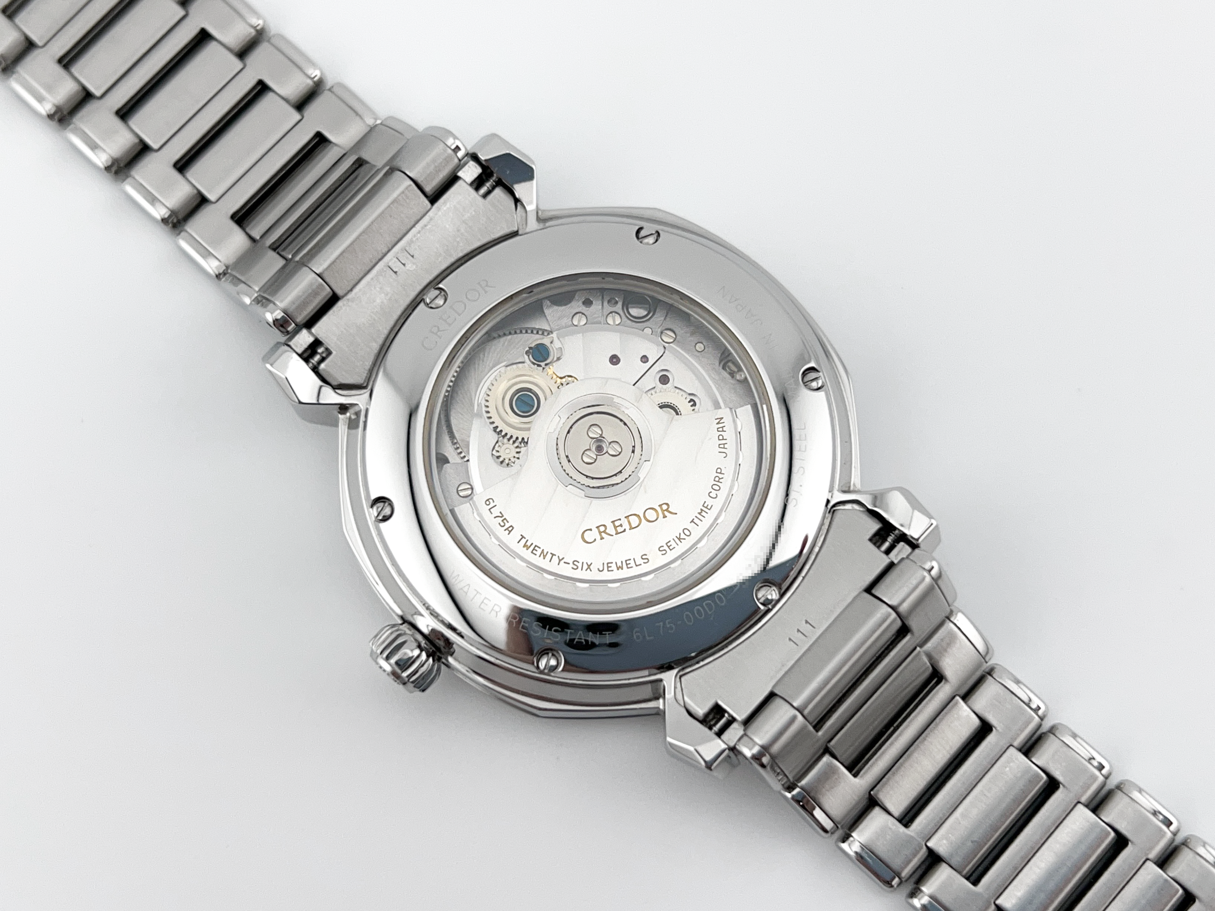 Credor7 censored.png