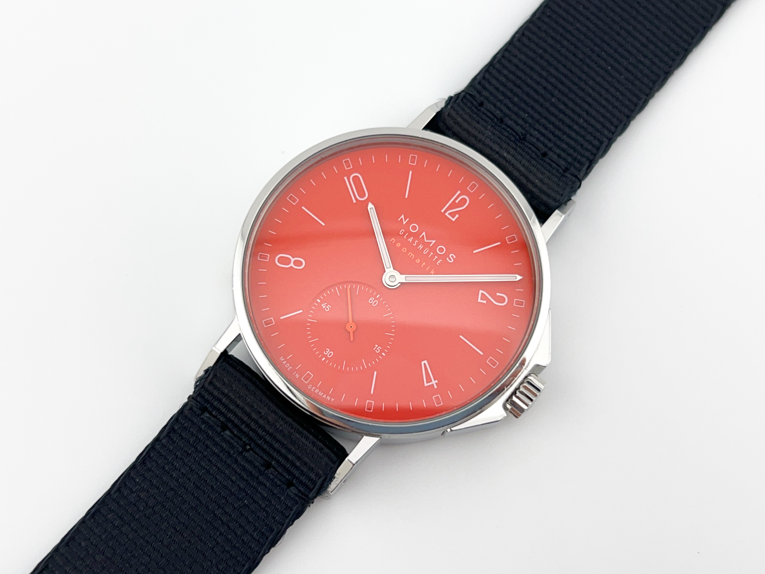 Nomos3.png