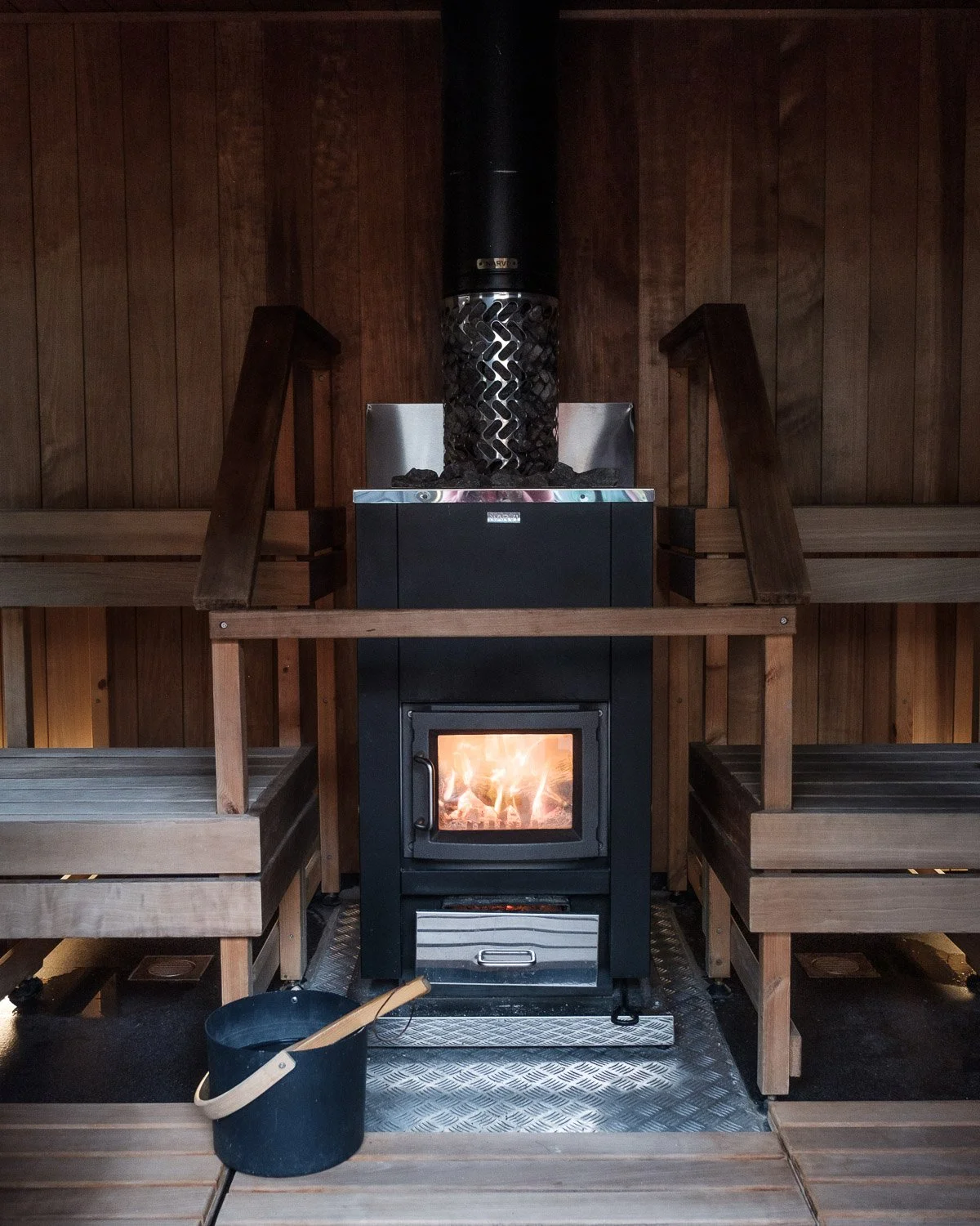 Wood-fired stove