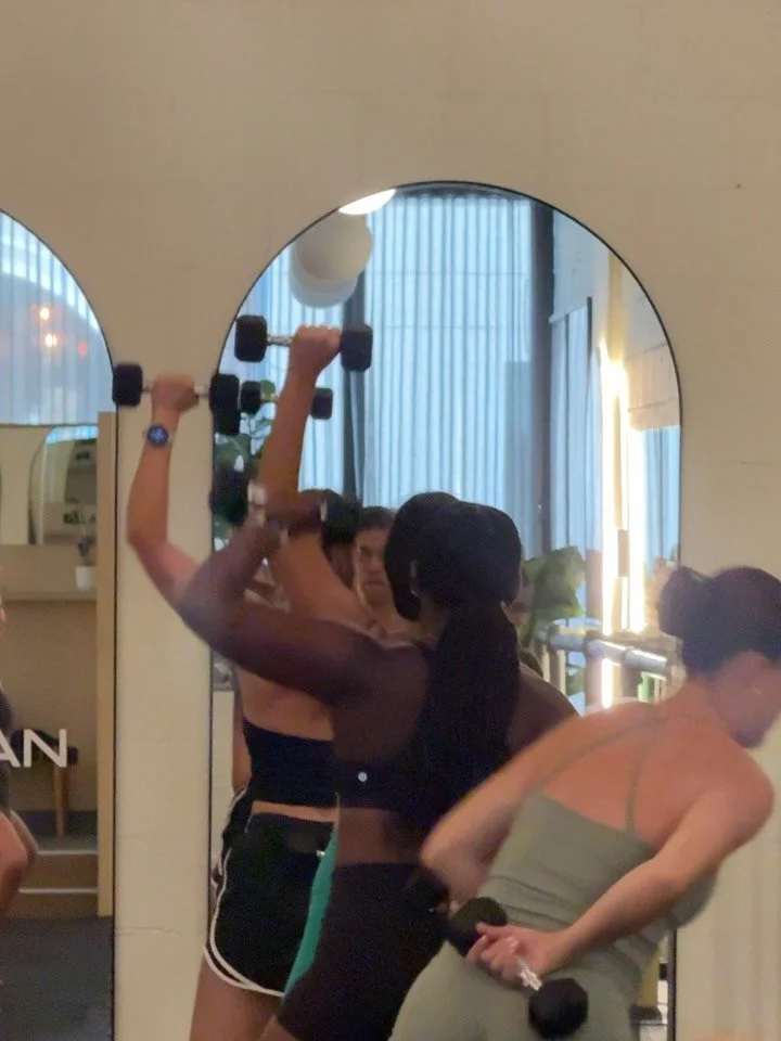 Slow doesn&rsquo;t mean easy.
Balance doesn&rsquo;t mean rest.
Add ankle weights and suddenly every shake doubles.
We don&rsquo;t come to Lean Bean to take it easy! We come to work with intention, control, and burn. 🔥 #leanbean #pilates #leanbeanbon