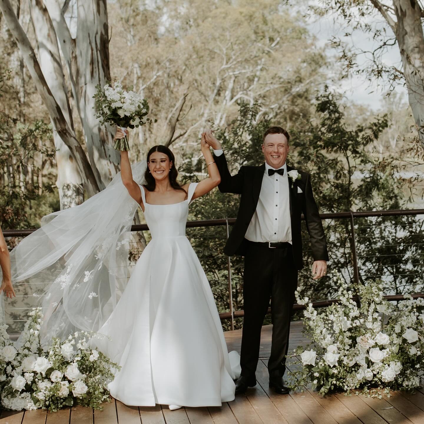 Ceremony celebrations with Santana &amp; Joey - captured by the talented @lisanardella 

@spapa__ 
@mitcheltonweddings 

#nagambieweddings #weddingflorist #mitcheltonweddings #mitchelton
