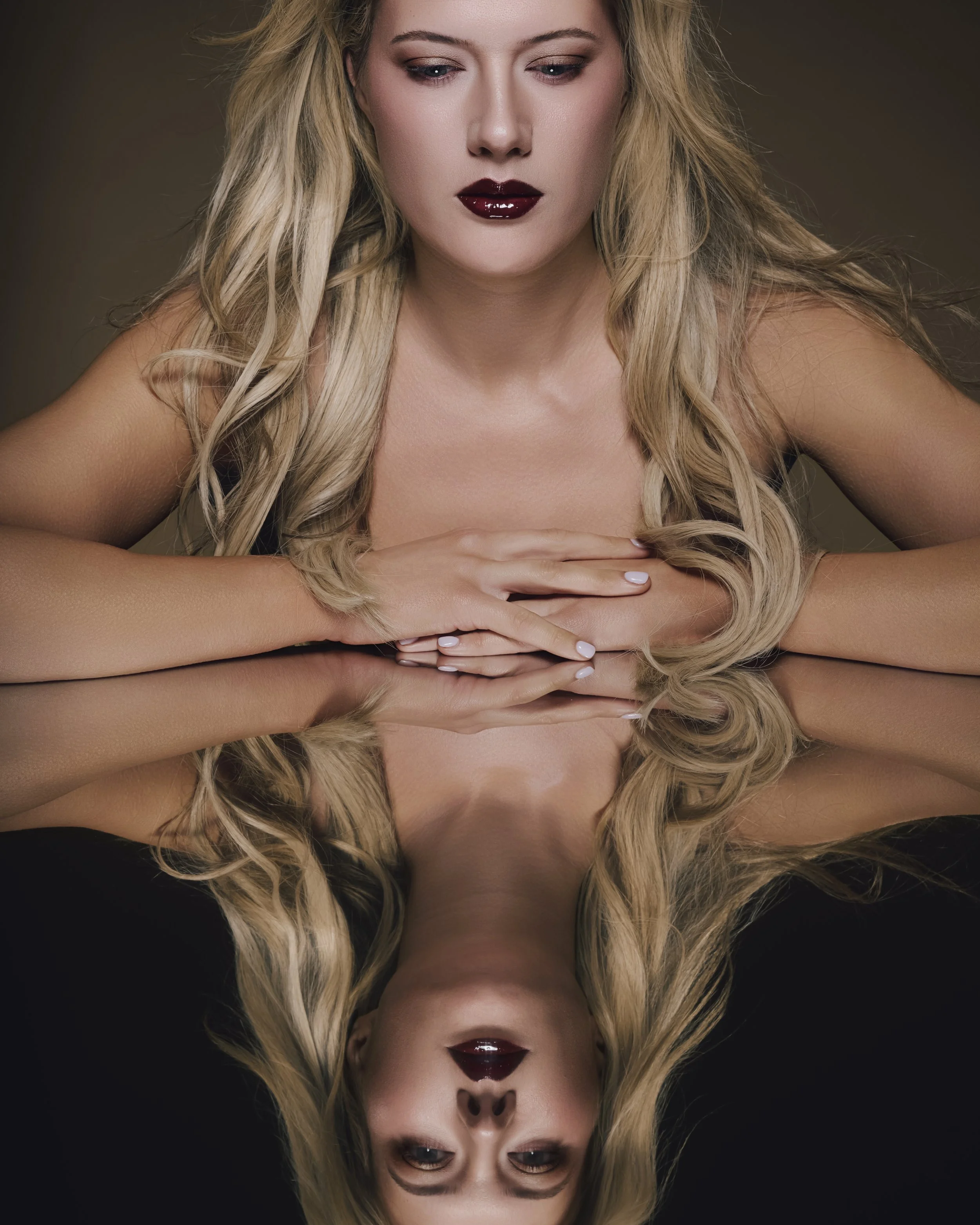 20251109 Beauty shoot Mandy -Look 2-22914-0388.jpg