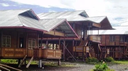 rumah adat.jpeg