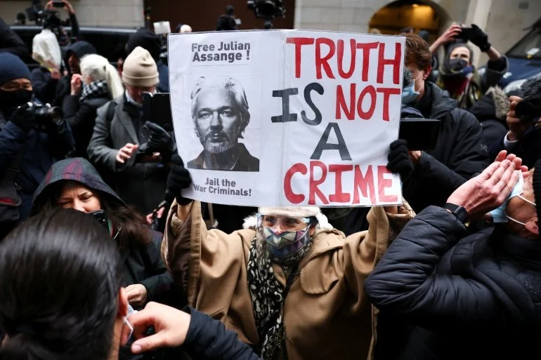 Julian Assange – Poetry: A battle over truth