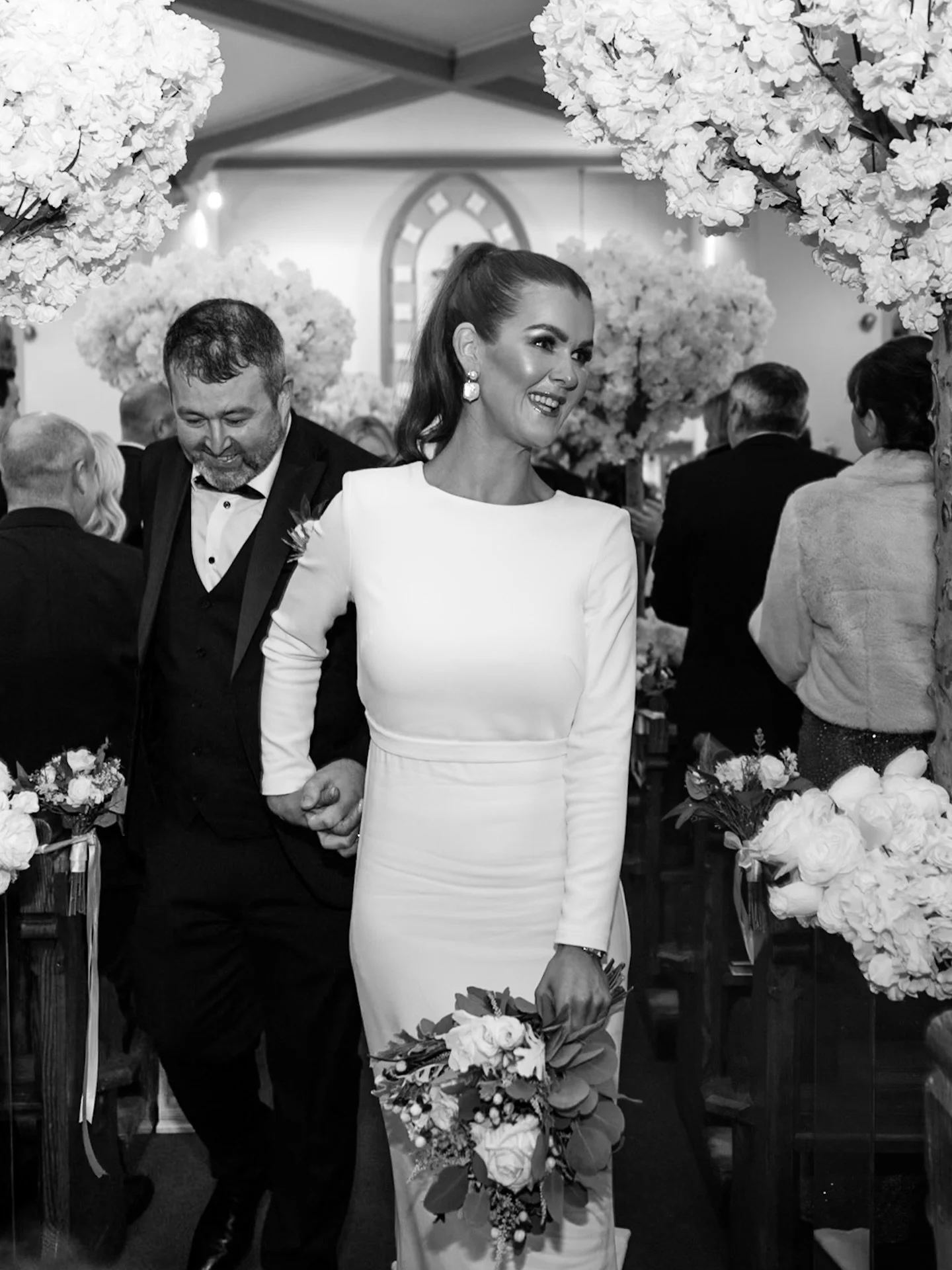 Wishing Sandra &amp; Pat a very happy first wedding anniversary and a happy new year to you all! Here&rsquo;s to 2026 🥂

#weddingphotographer #irishphotographer #firstanniversary #happynewyear