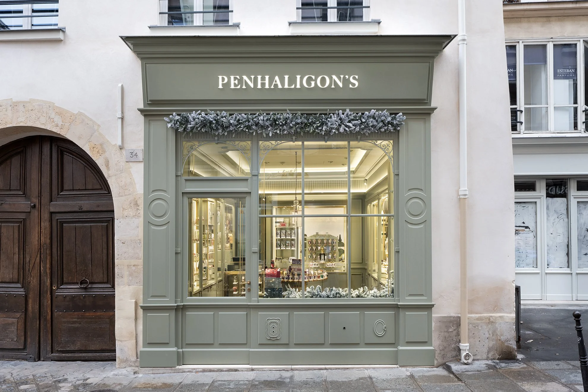 F544703 V2 copie.jpg