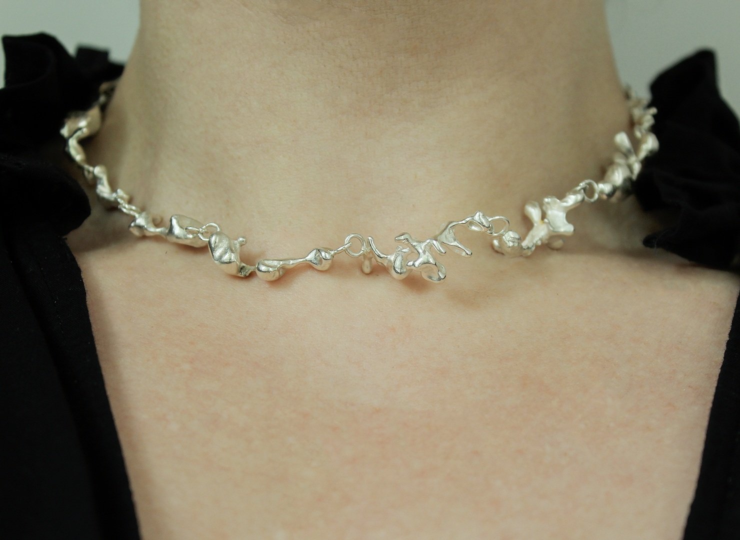 Knuckle_Chain_2.jpg