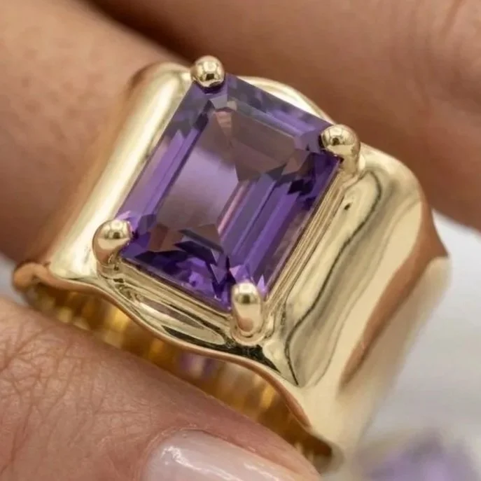 Amytehyst_Ring_Gold.jpg