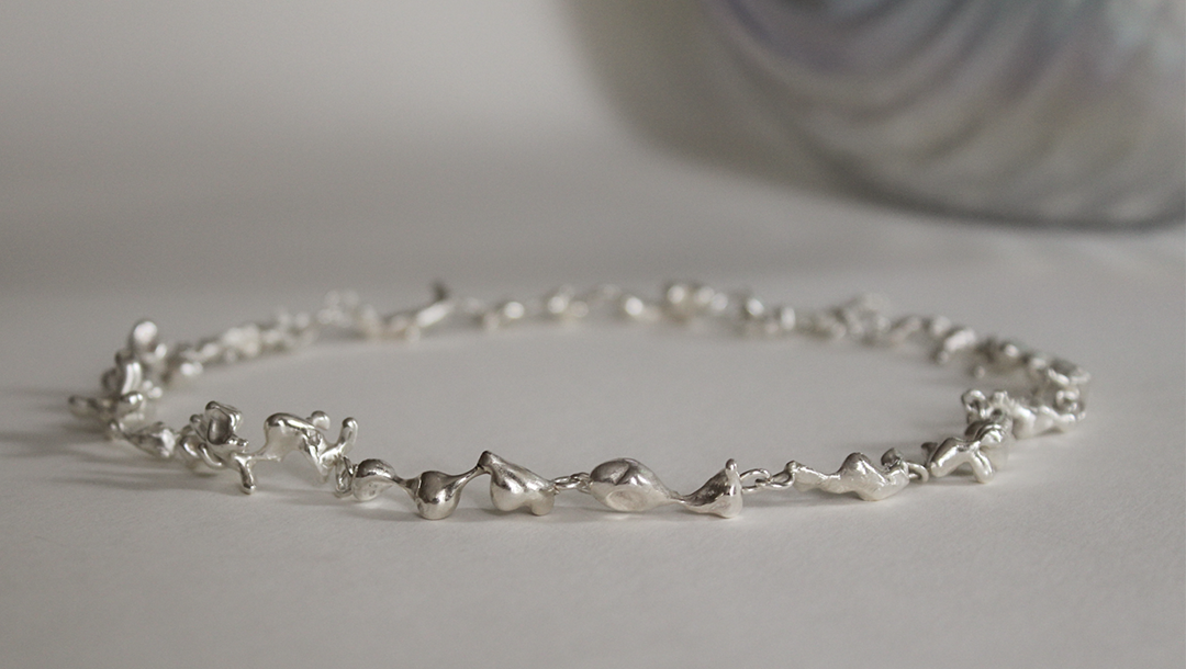Starman_Bones_Choker_4.png