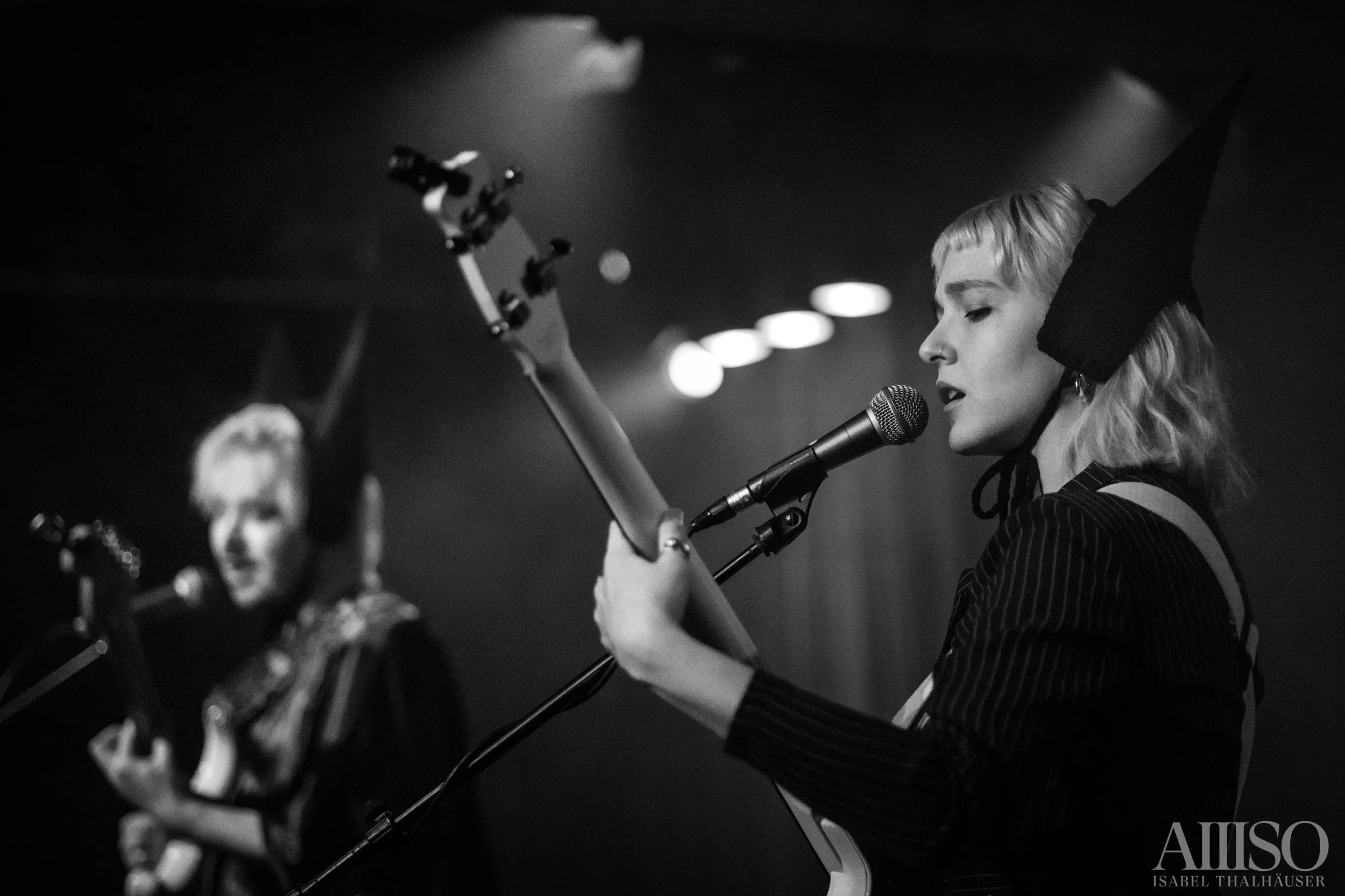 Cindy Gravitiy-12.jpg