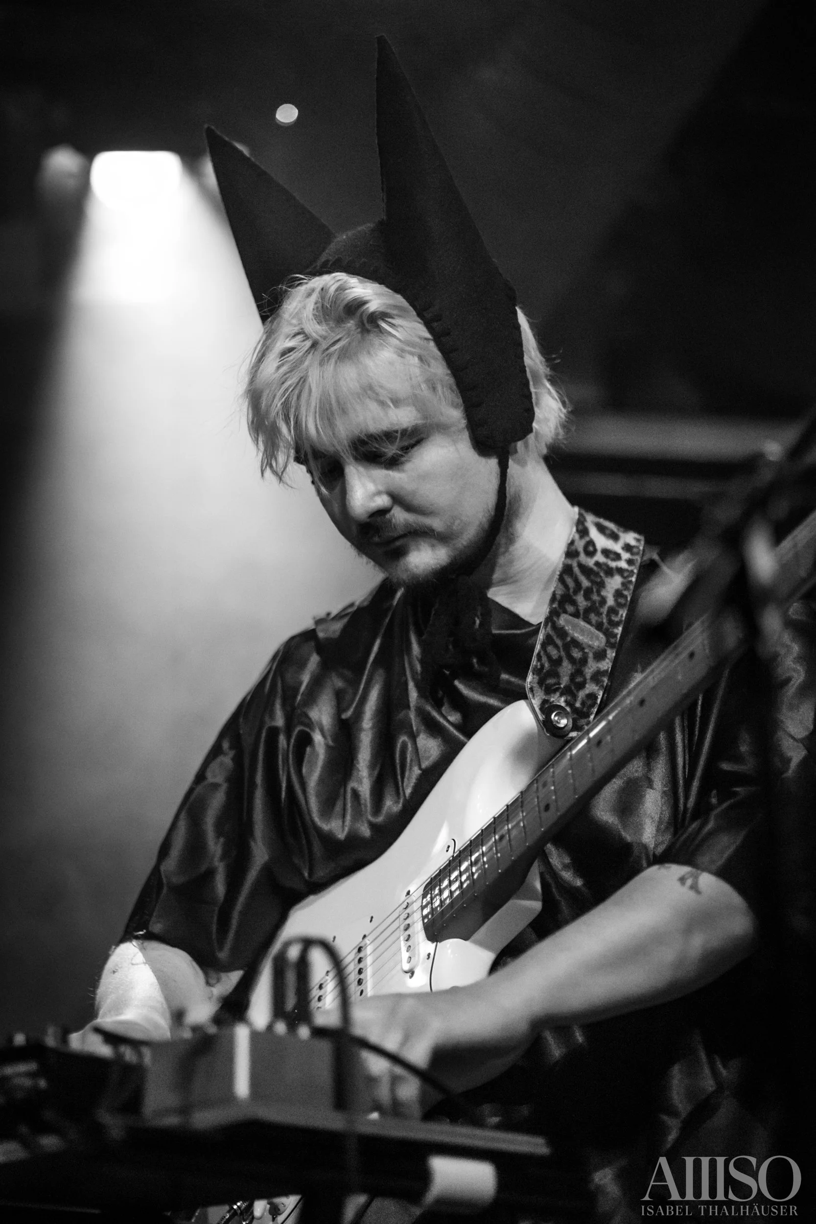 Cindy Gravitiy-2.jpg