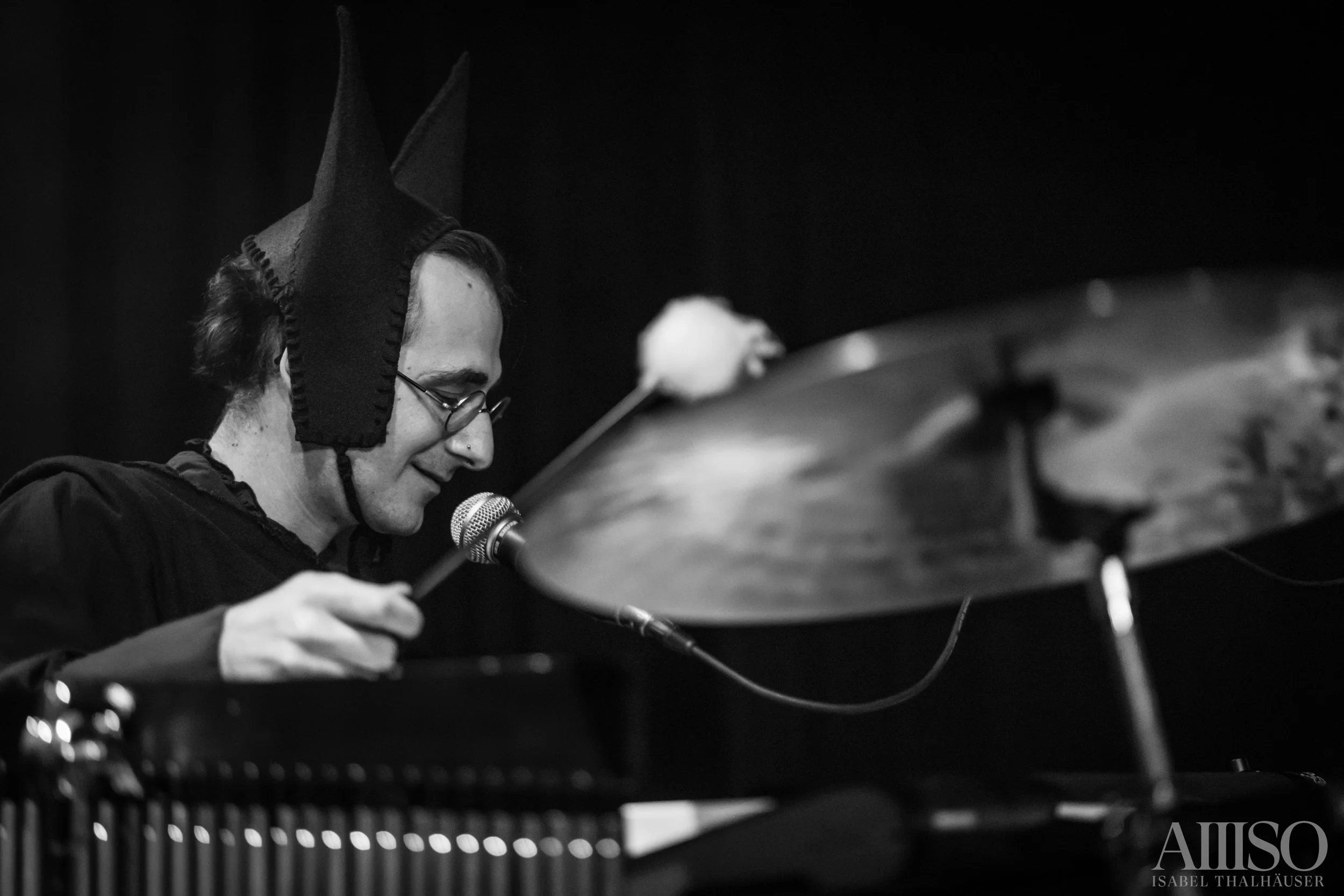 Cindy Gravitiy-6.jpg