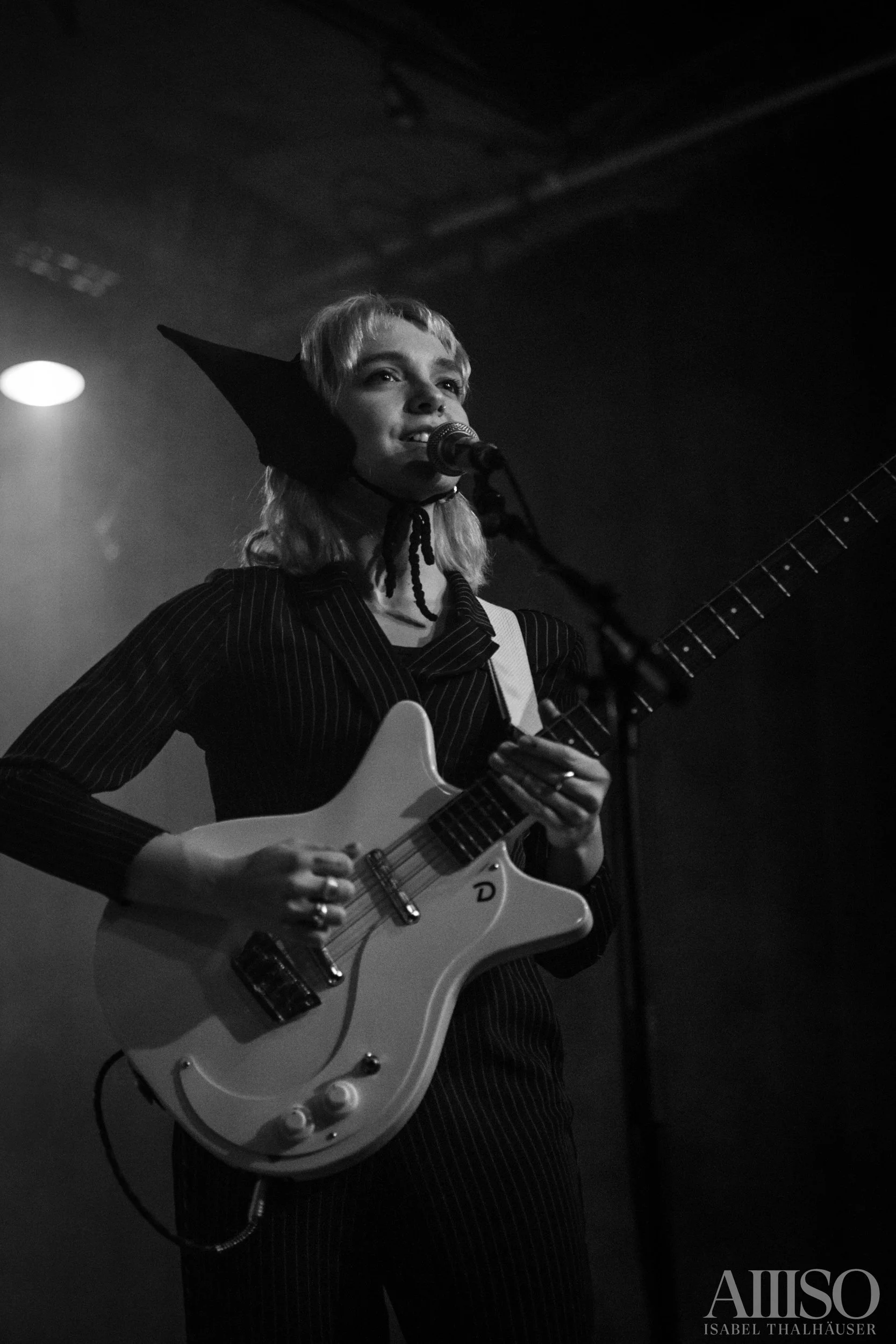 Cindy Gravitiy-4.jpg