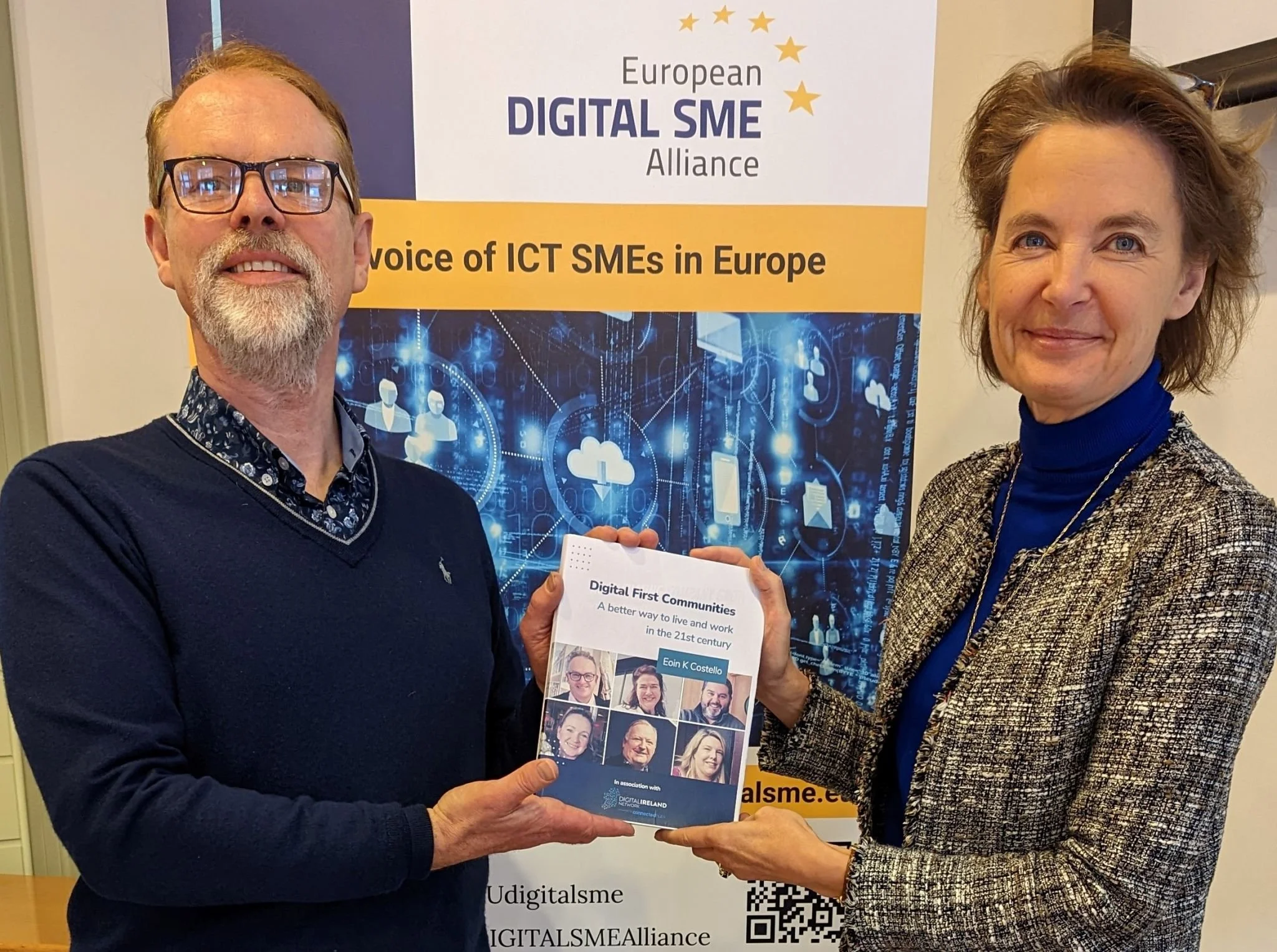 Dargan Institute book on ‘Digital First Communities’ presented to Amaryllis Verhoeven