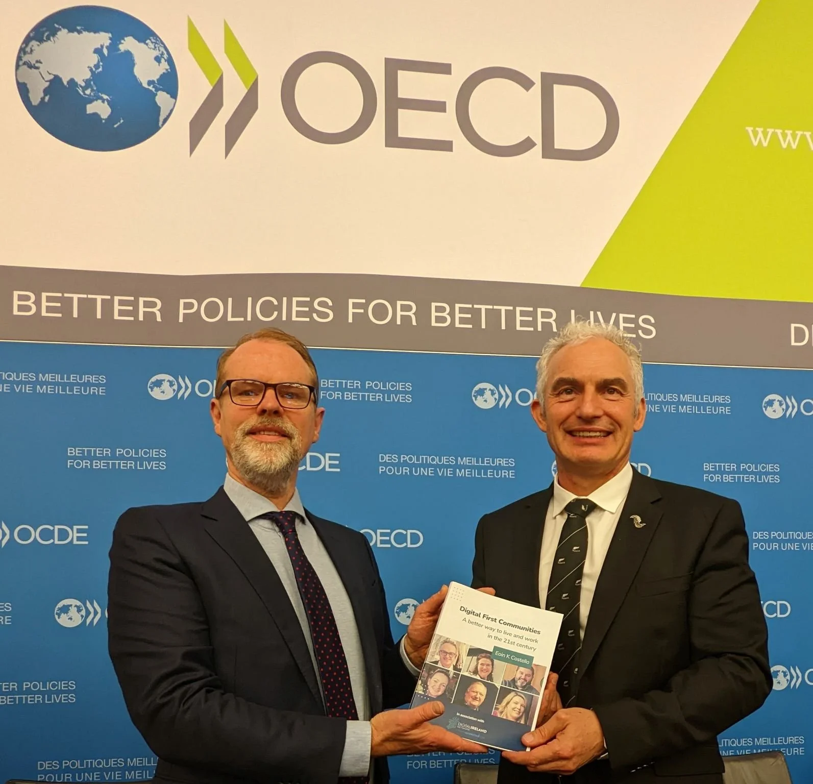 New Dargan Institute book launched at the OECD Digital4SME Roundtable