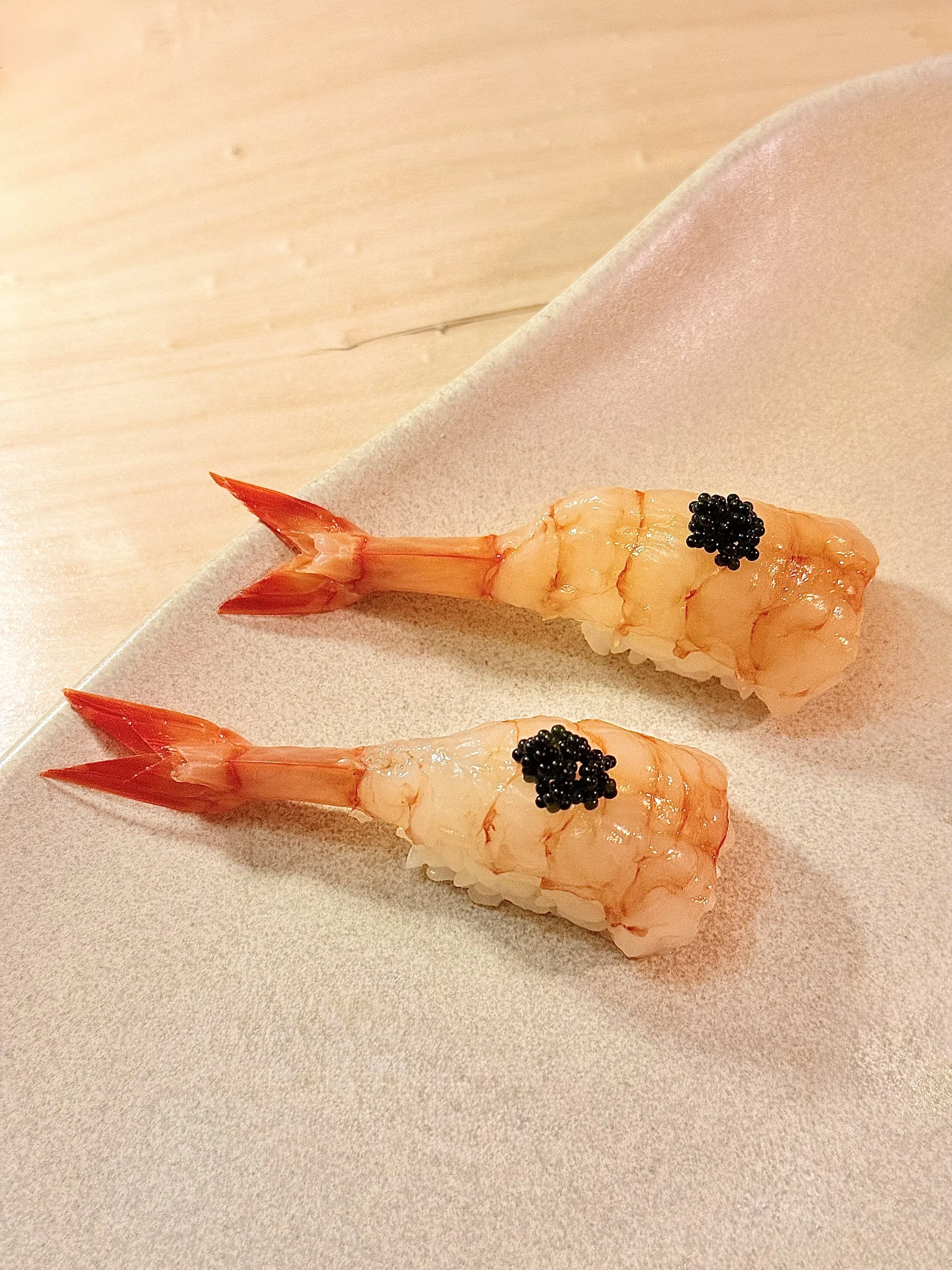 Red Prawn Wagyu Butter Nigiri (2u)