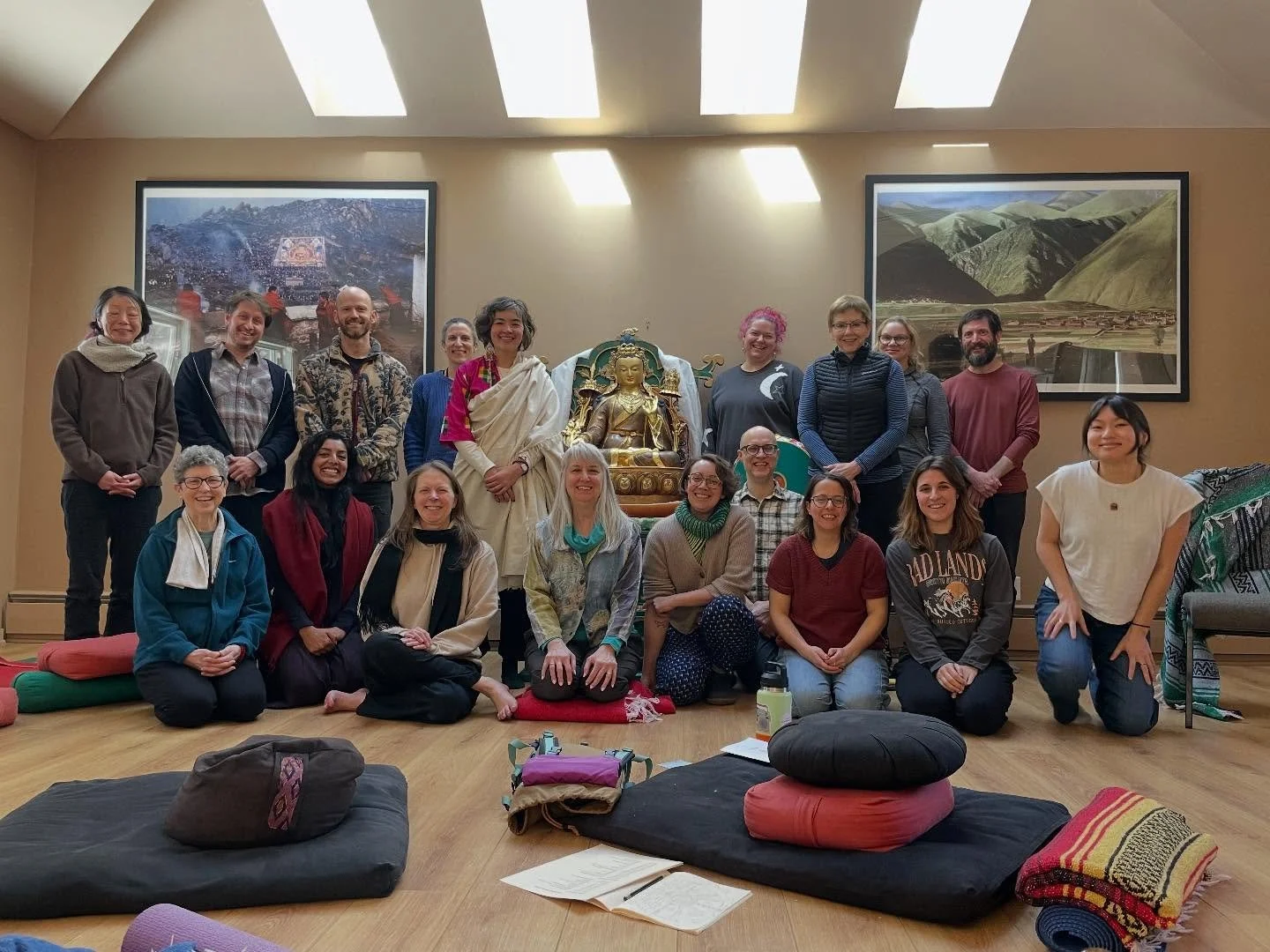 We all see the scary and ominous things happening right now &mdash; it is impossible to ignore &mdash; and in the midst of it, Heart Sangha led a retreat of cultivating heart peace, at @menlaretreat in upstate New York. 

Led by our guiding teacher S