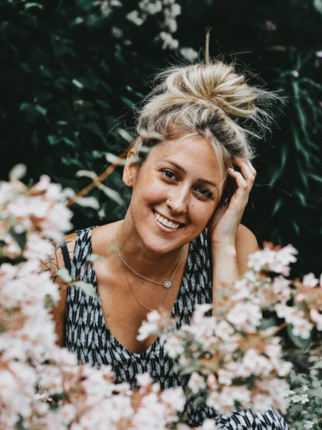 New year, same me&hellip; just a little more rooted. 🌿

I&rsquo;m Nichole, a herbal practitioner and communications/marketing human who cares about:

Herbs that fit real lives, not fantasy routines

Clear scope of practice and safety\

Helping both 