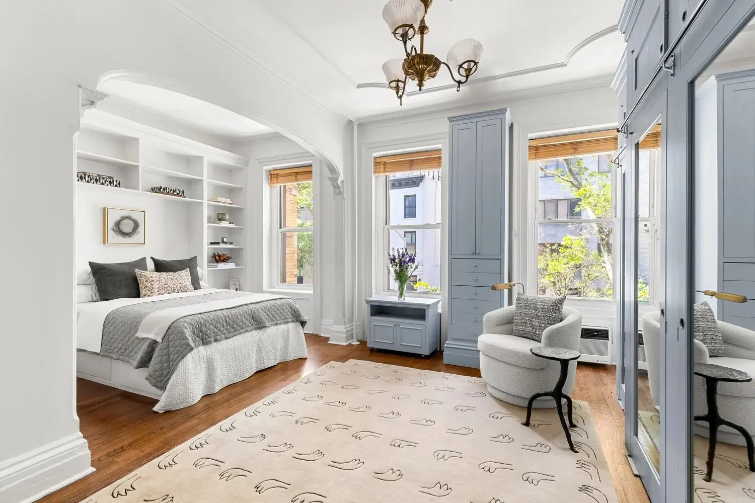 305 East 18th St, Gramercy, Manhattan, New York, Projects, Loudon, Staging, Styling, Interior Design, Real Estate, Luxury, Home, Bedroom, City Views, Historical, Antique, Modern