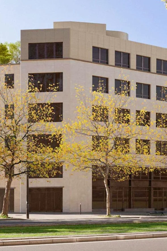 Réhabilitation d'un immeuble tertiaire en hôtel 3*, Paris 18ème