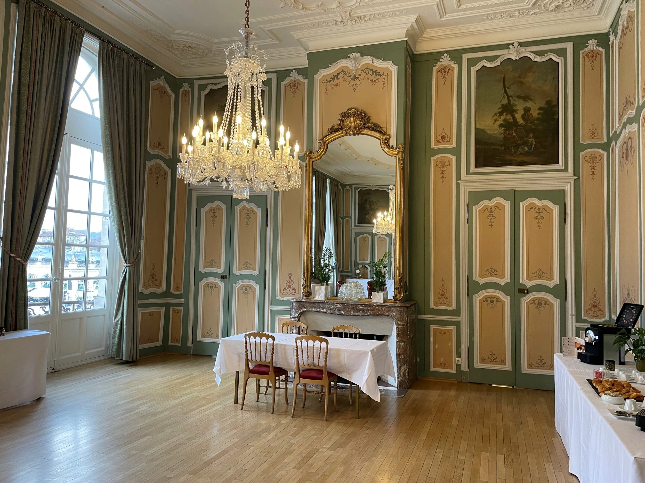 Salon 2.jpg