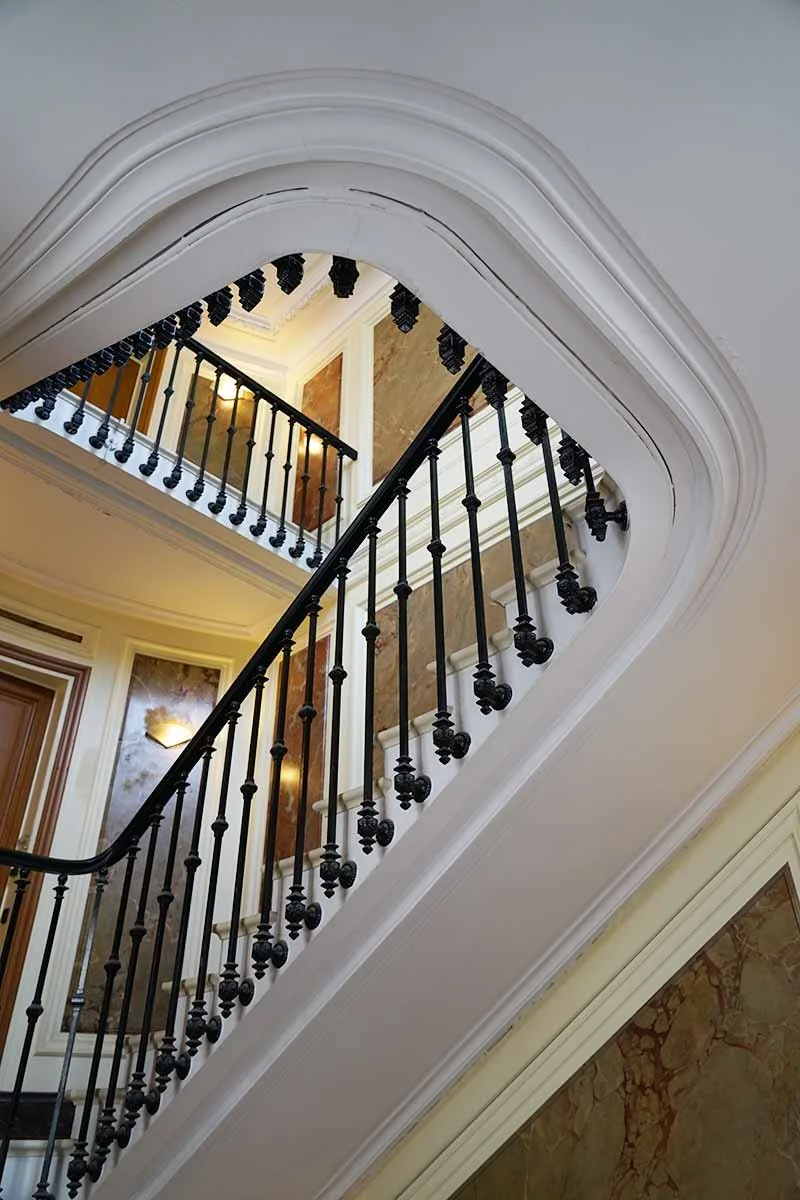 TRAIT DAXE-REHABILITATION-ESCALIER.jpg