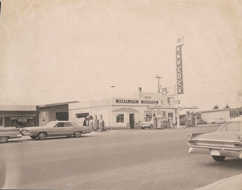 1960s. North City Hancock service station
Early 1960s. North City Hancock service station and Jim Adams Auto Clinic on the west side of 15th Avenue NE at 177th St.