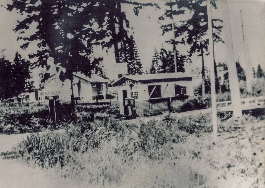 1916. Earl and Marion Rogers' gas station at 185th and Firlands Way. The Biles' house is in background at right. The Rogers' house is at back left.