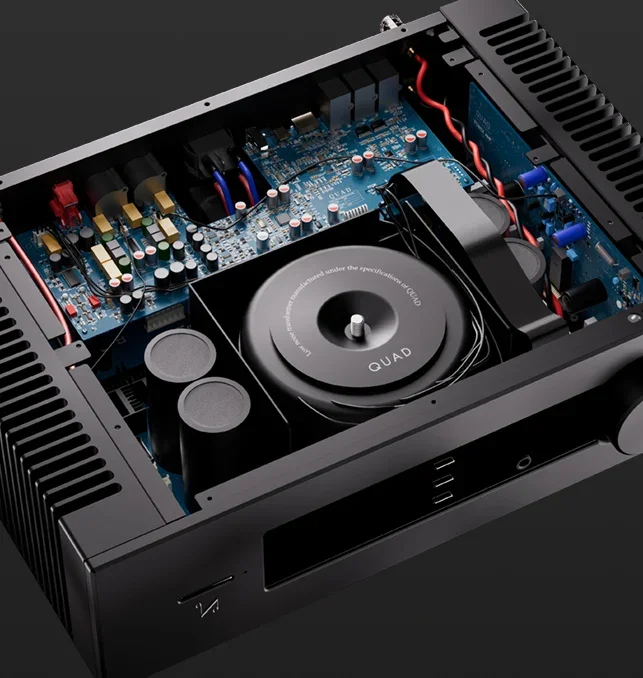 Interior of the Quad Platina integrated amplifier showing the toroidal transformer and circuitry detail