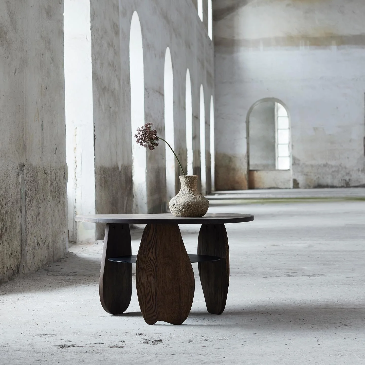 The ISHI Coffee Table🤍  The Ishi coffee table is designed with inspiration from pebbles, rounded by waves and glaciers found along riverbanks and coastlines. The design is crafted with calm and tactile forms, and each leg is created in an individual