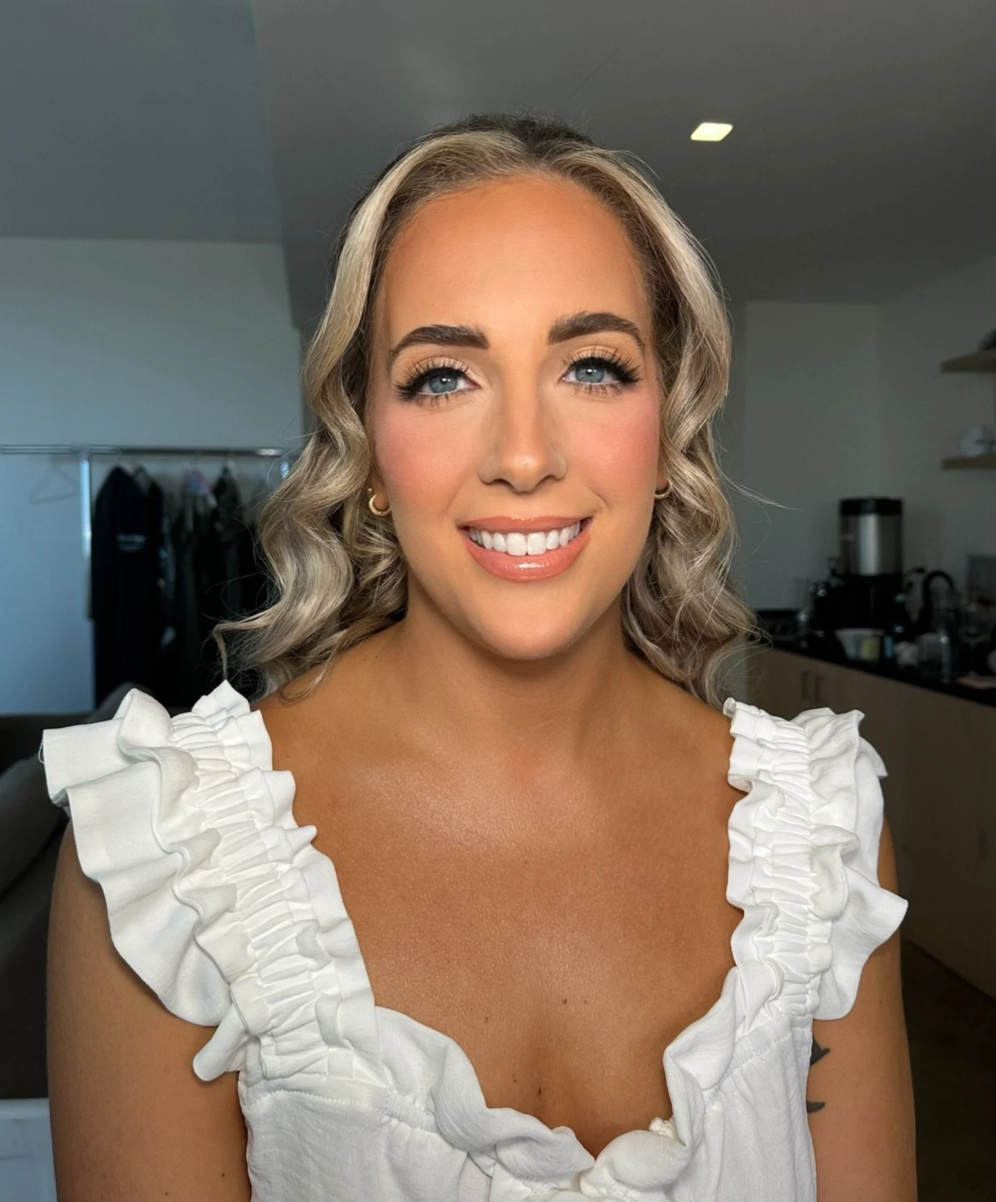 Sam❤️
@milano____cookies 

Makeup @argbeautyy 
Spray tan @thetanningroomny recipe: @nudasunless Sugar 2 coats left on for 3&amp;1/2 hours!

Hair @neenwilsonhair