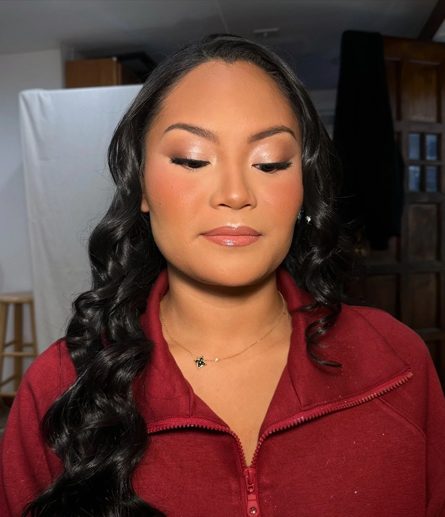 The perfect look for an engagement shoot🤭🤍
@diamondphoenix 
Hair by @neenwilsonhair 

To inquire, contact me through email! Argbeautyy@gmail.com 💌