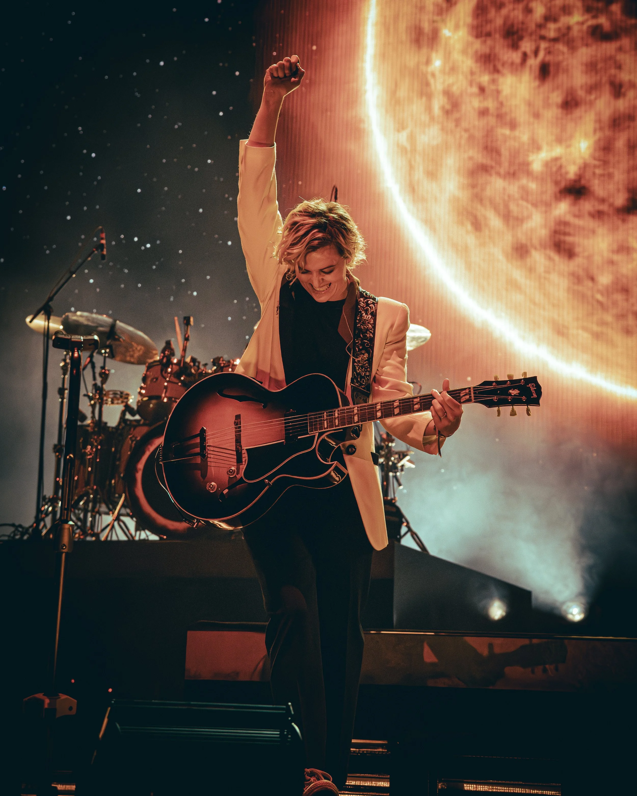 Brandi Carlile_The Forum LA_Jen Horton-11.jpg