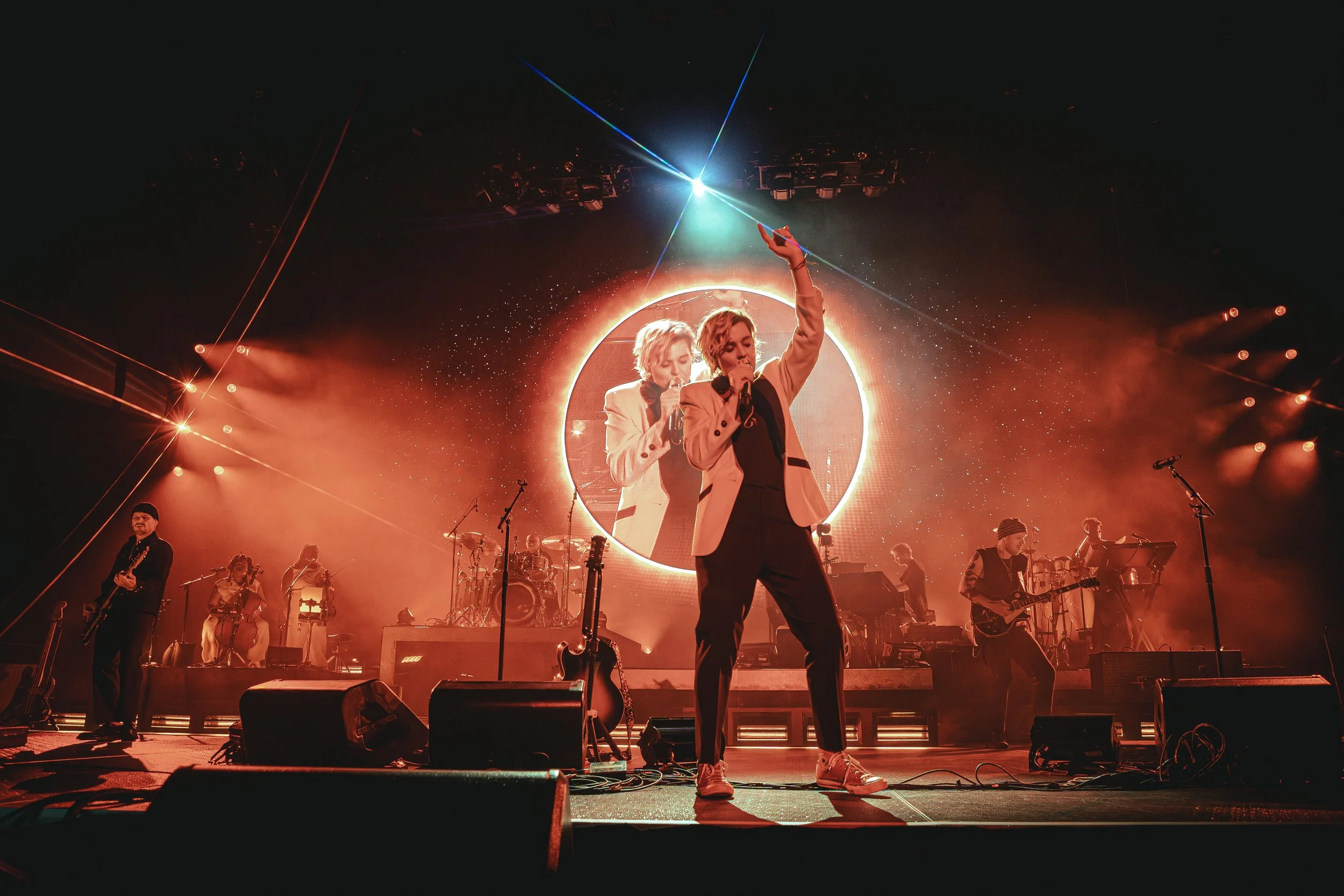 Brandi Carlile_The Forum LA_Jen Horton-23.jpg