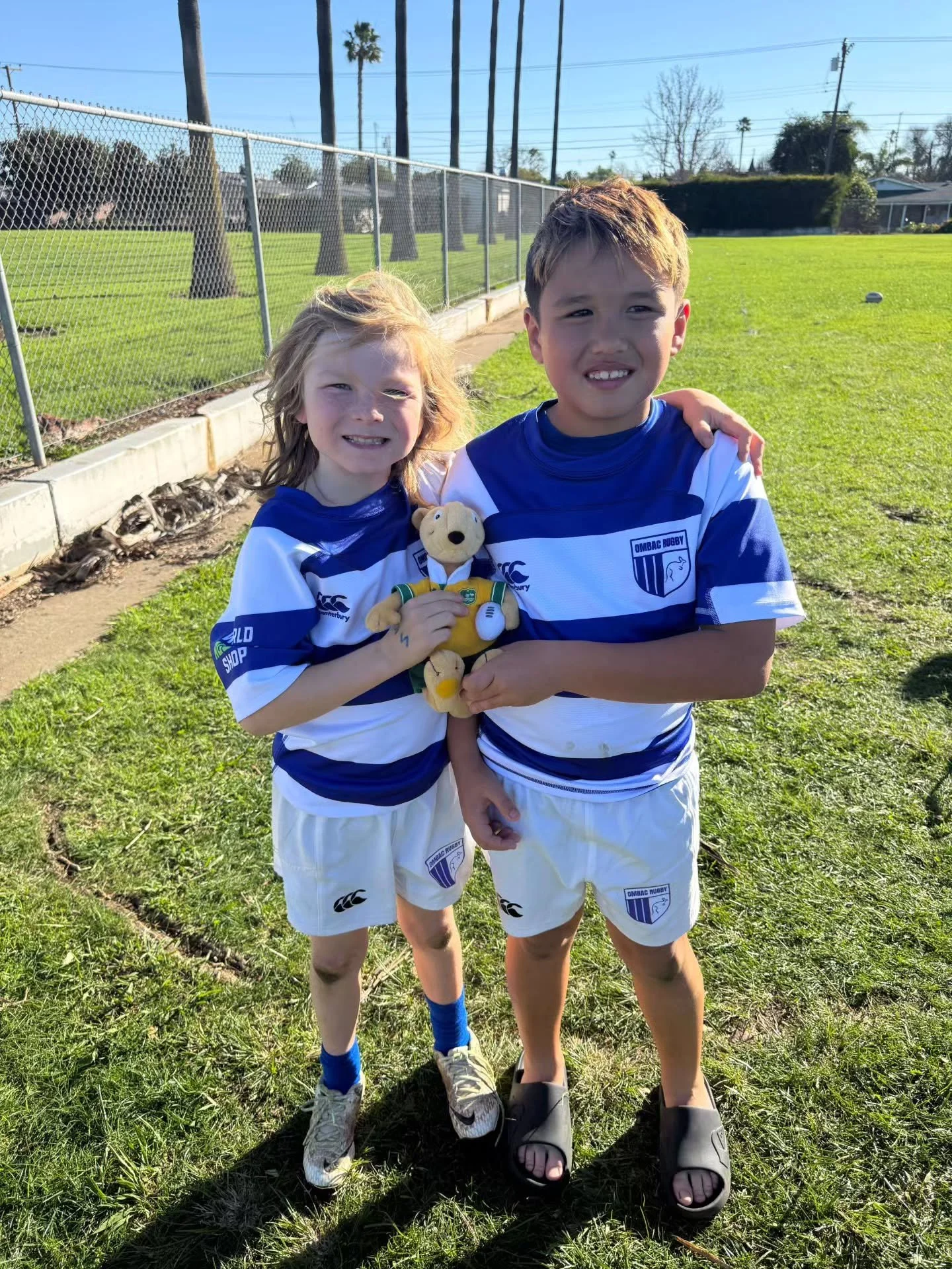 Meanwhile, our U10's had a blast! Tackle belts awarded, and boots were shooted for the first time try scorers. Love to see it!