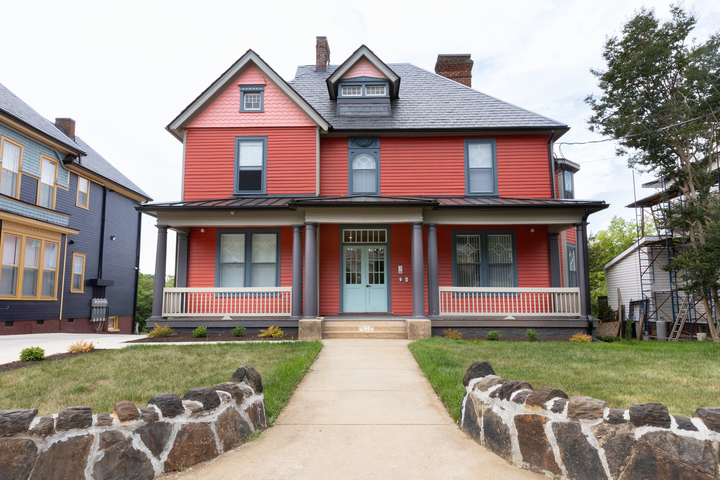 queen anne historic home exterior