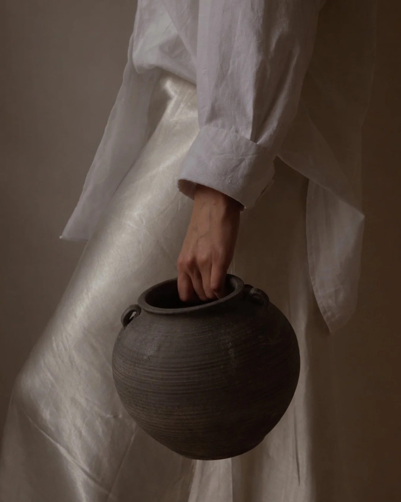 made to feel, not just to fill ✨

#mansehome #earthyhome #handmadehome