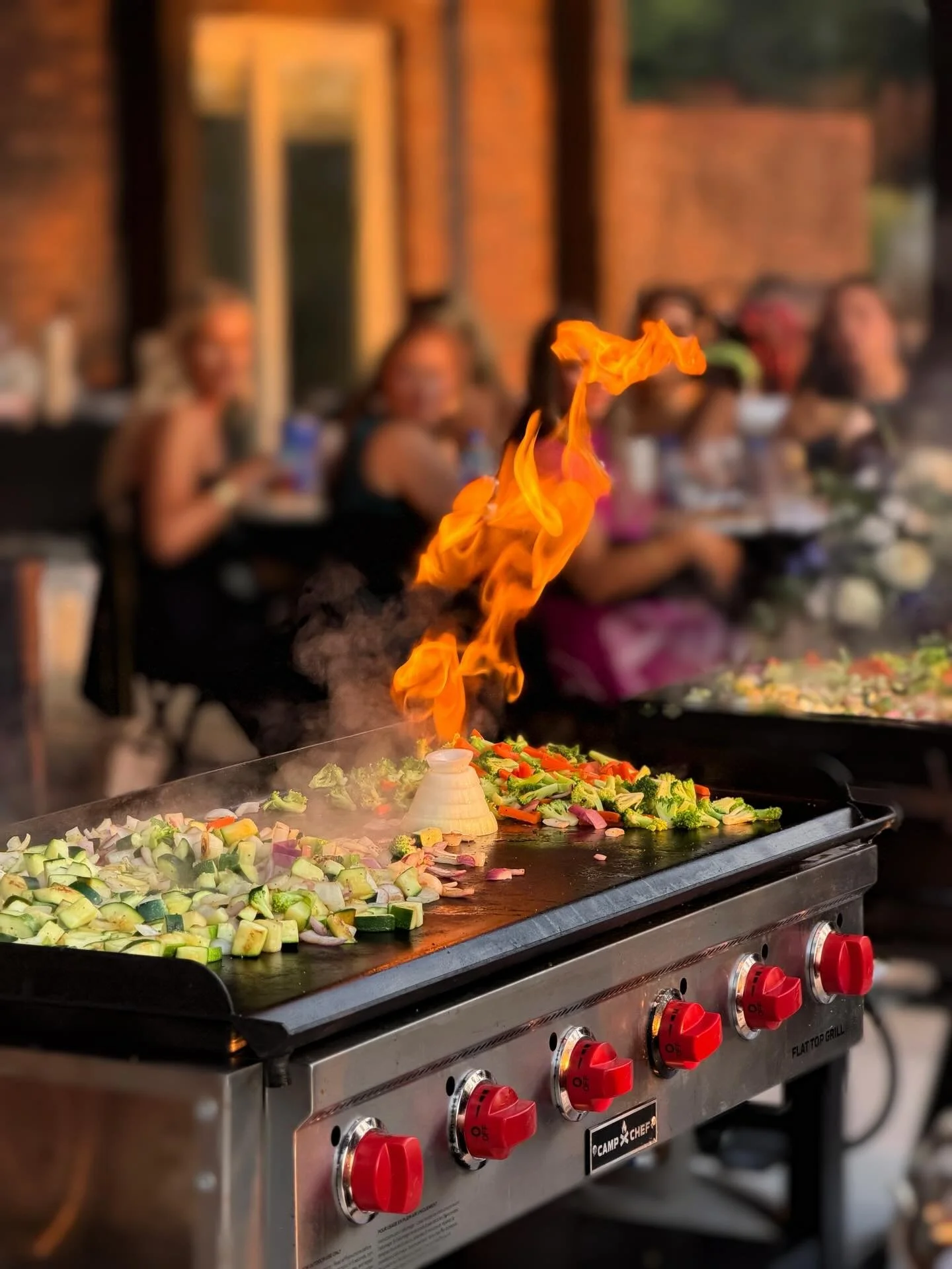 What&rsquo;s your favorite hibachi trick? 

#jackyhibachi #jackyhibachillc #hibachi #teppanyaki #athomehibachi #knoxvillehibachi #tennesseehibachi #hibachidinner
