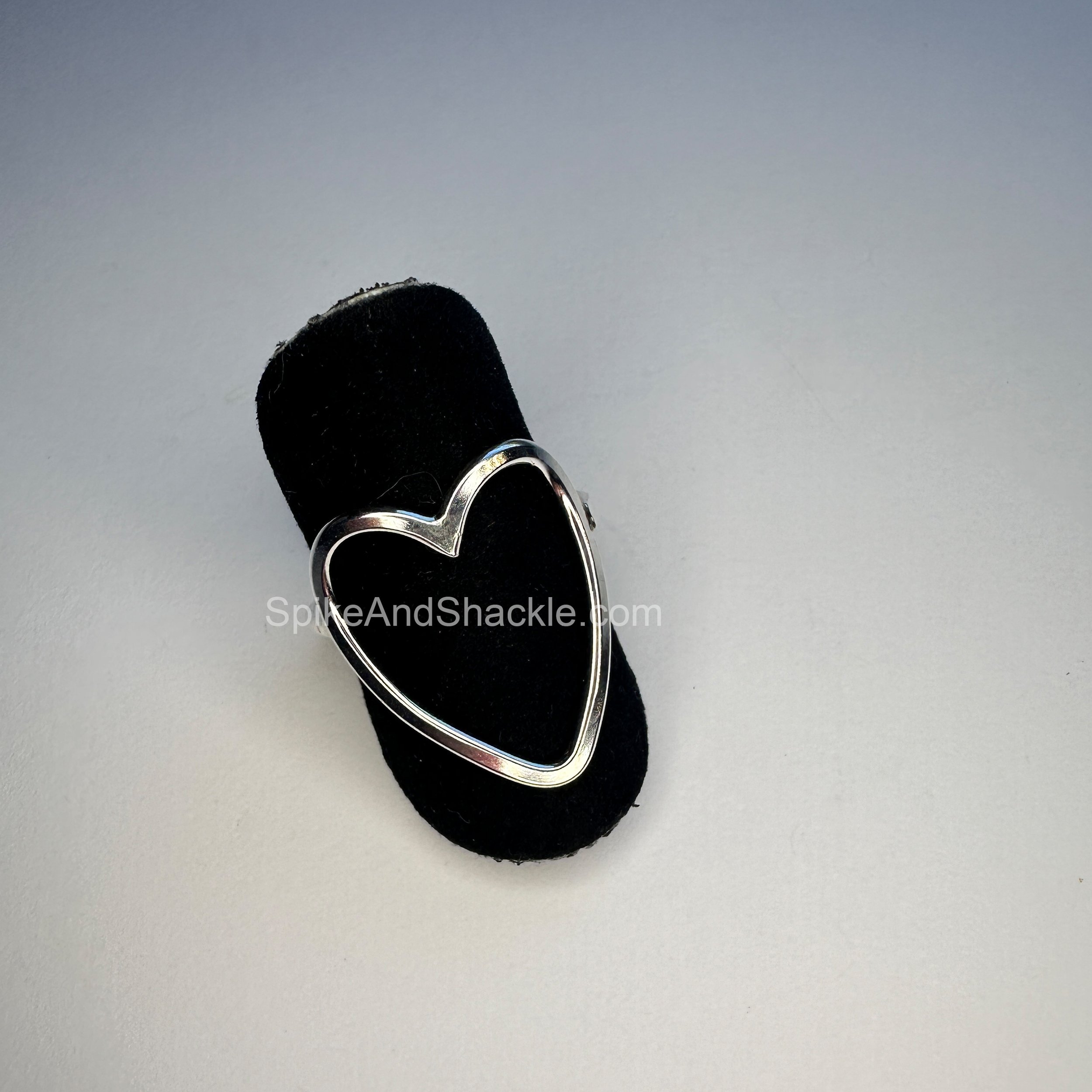 Desire Open Heart ring_main.jpg