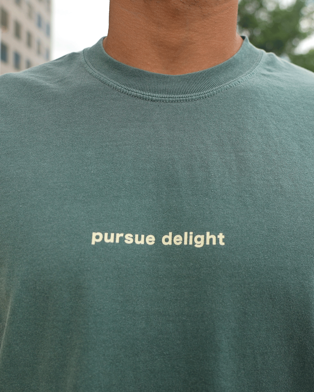 Untitled-1_0009_green-shirt-front-closeup.png