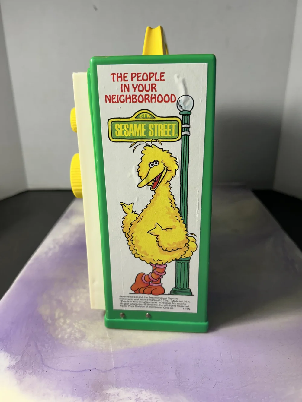 VINTAGE FISHER PRICE SESAME STREET WIND UP MUSIC TV BOX